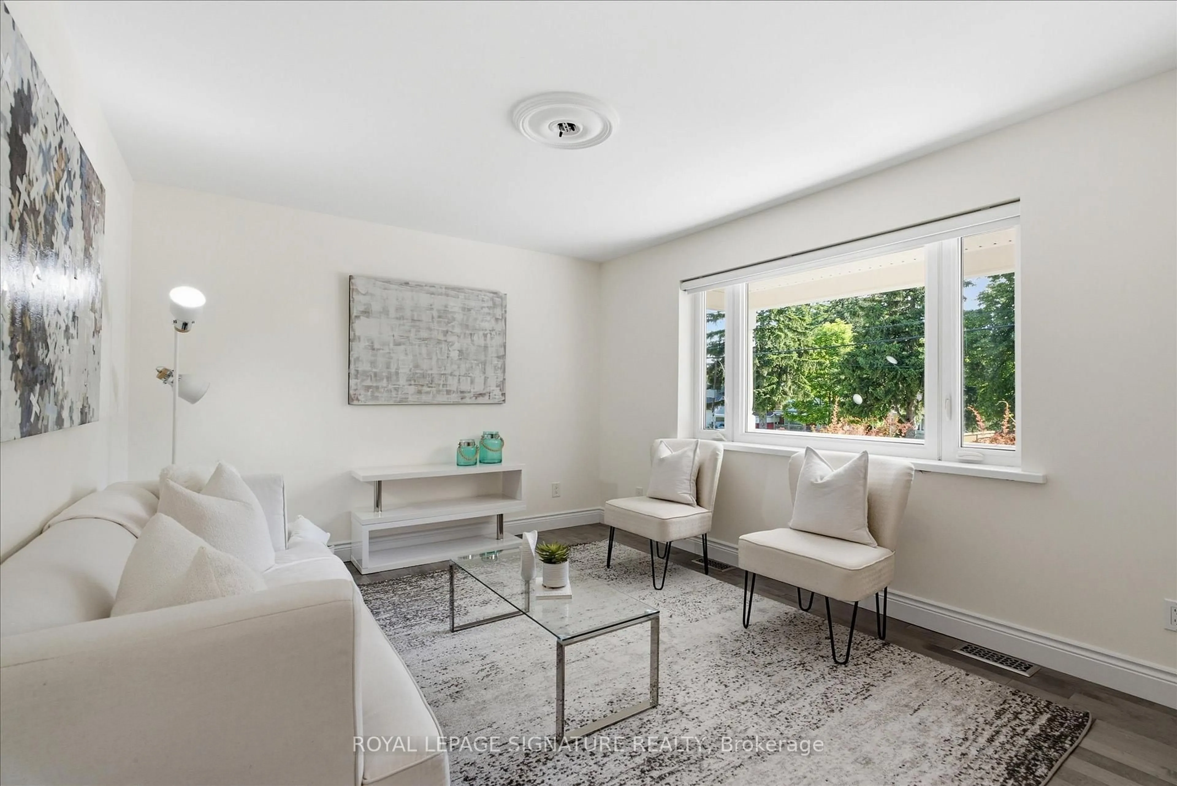 Living room with furniture, unknown for 56 Bellamy Rd, Toronto Ontario M1M 3P4