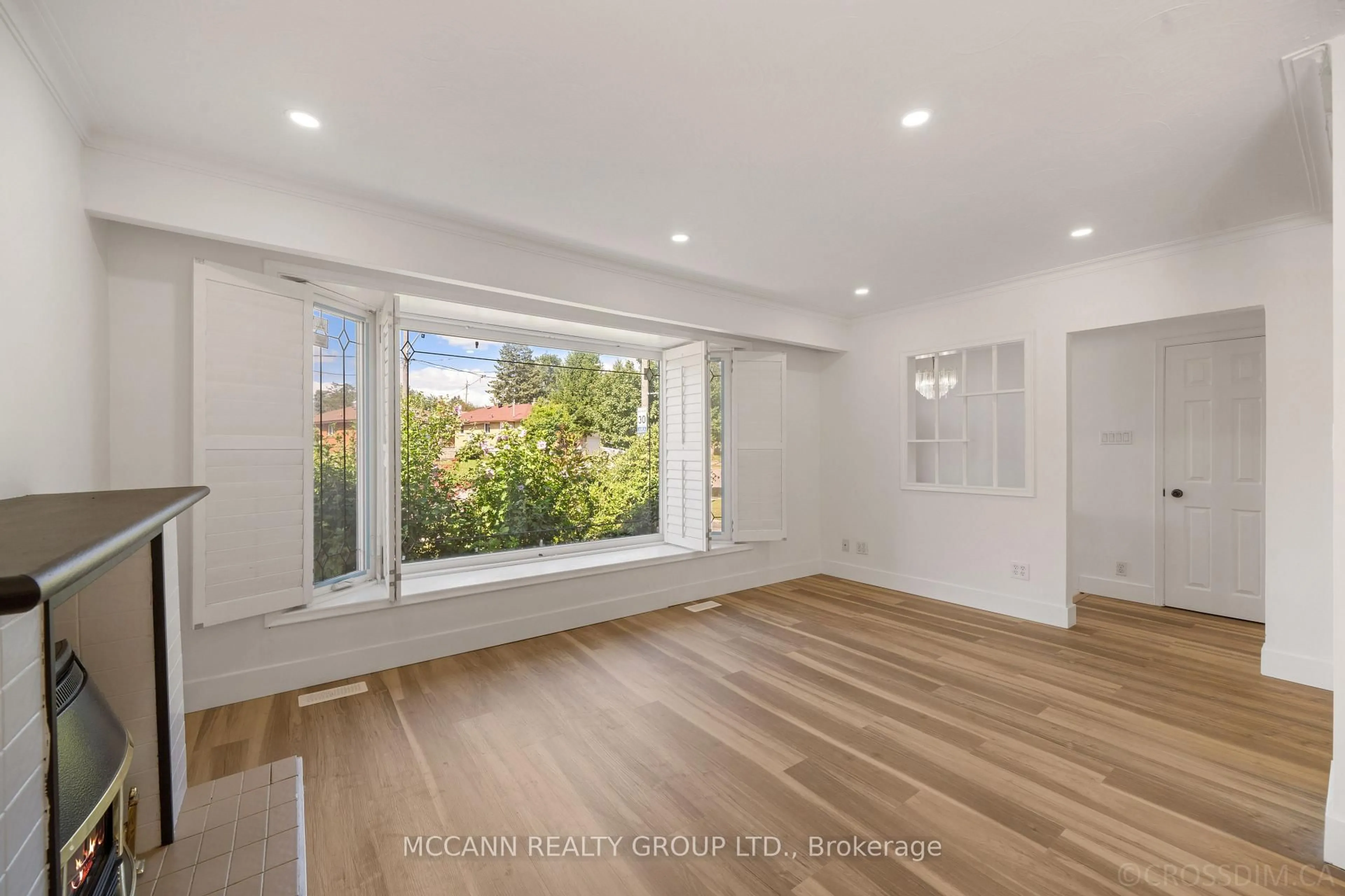 A pic of a room for 17 Barlow Rd, Toronto Ontario M1G 2B5