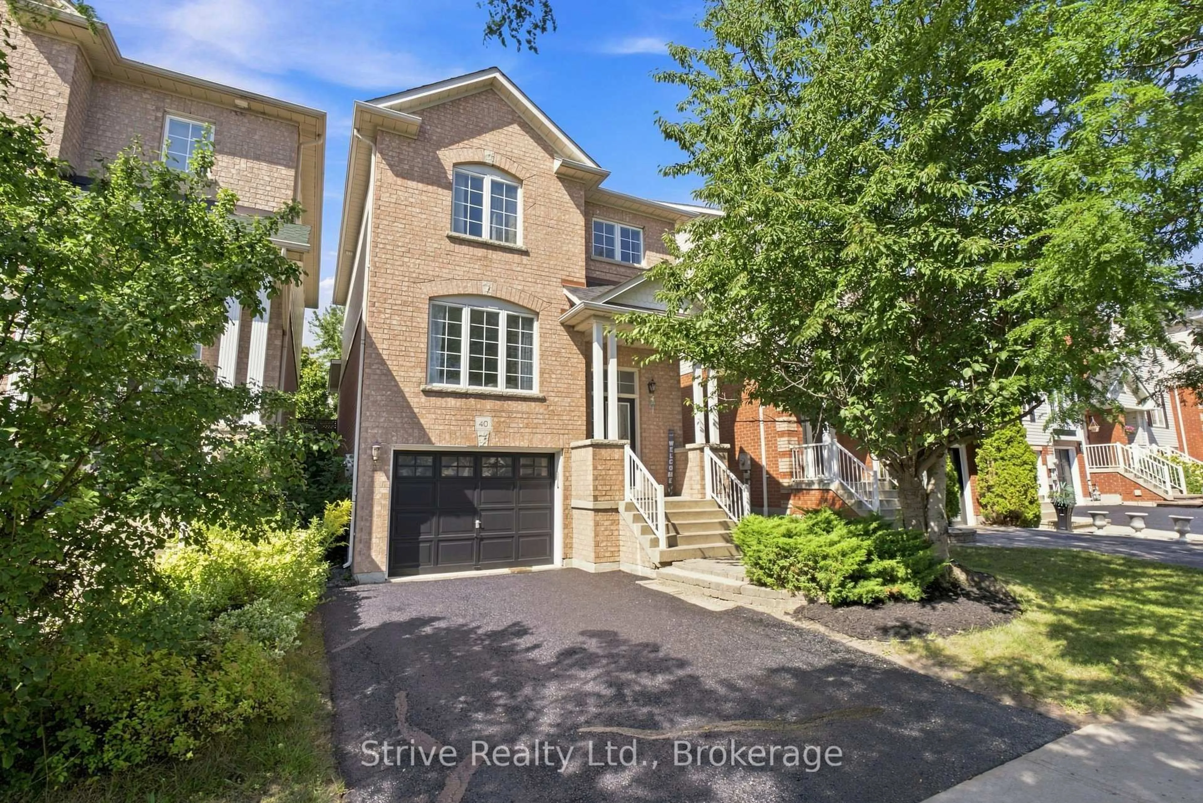 Home with brick exterior material, street for 40 Kilgannon Ave, Clarington Ontario L1E 3E2