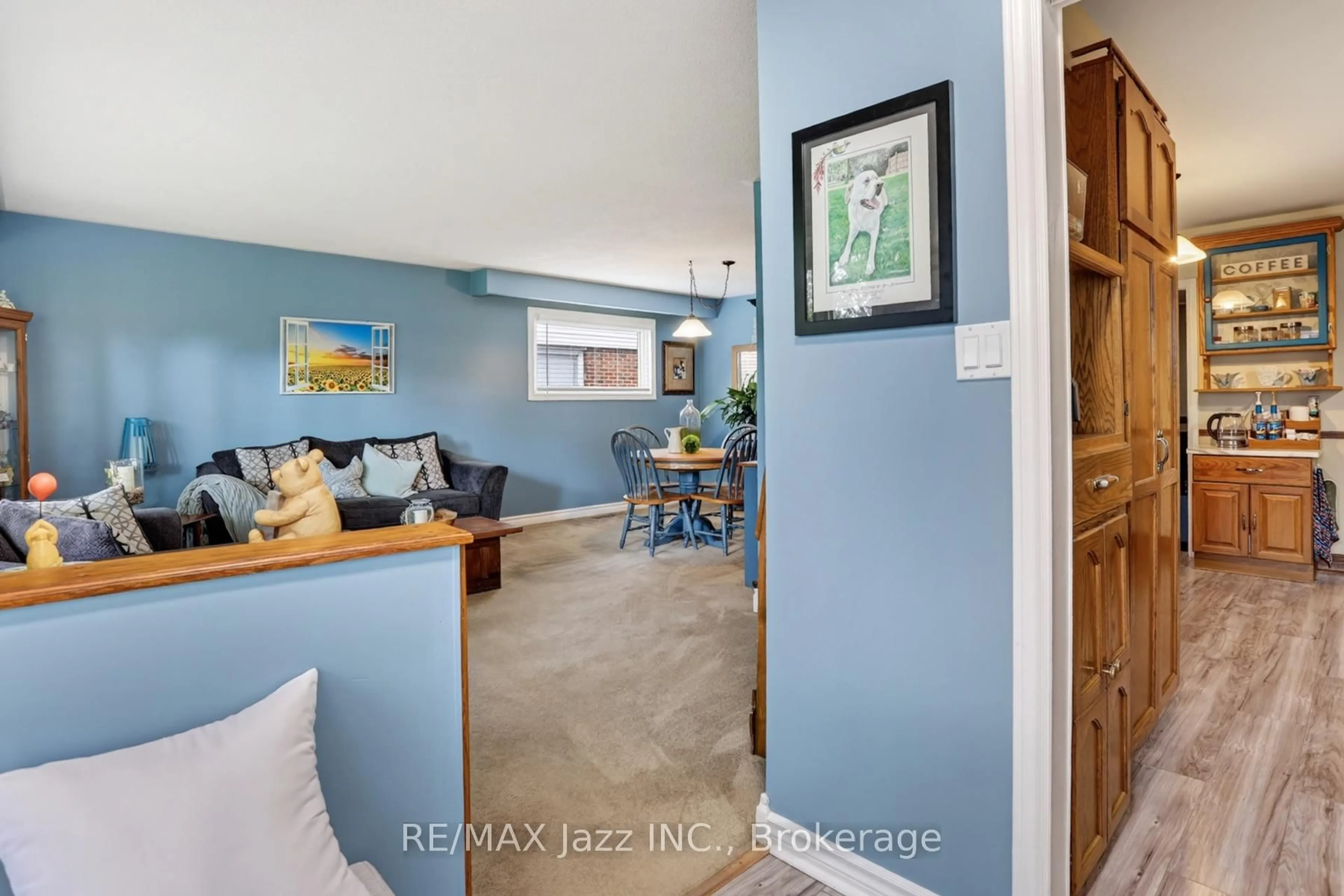 Unknown for 330 Waverly St, Oshawa Ontario L1J 5W1