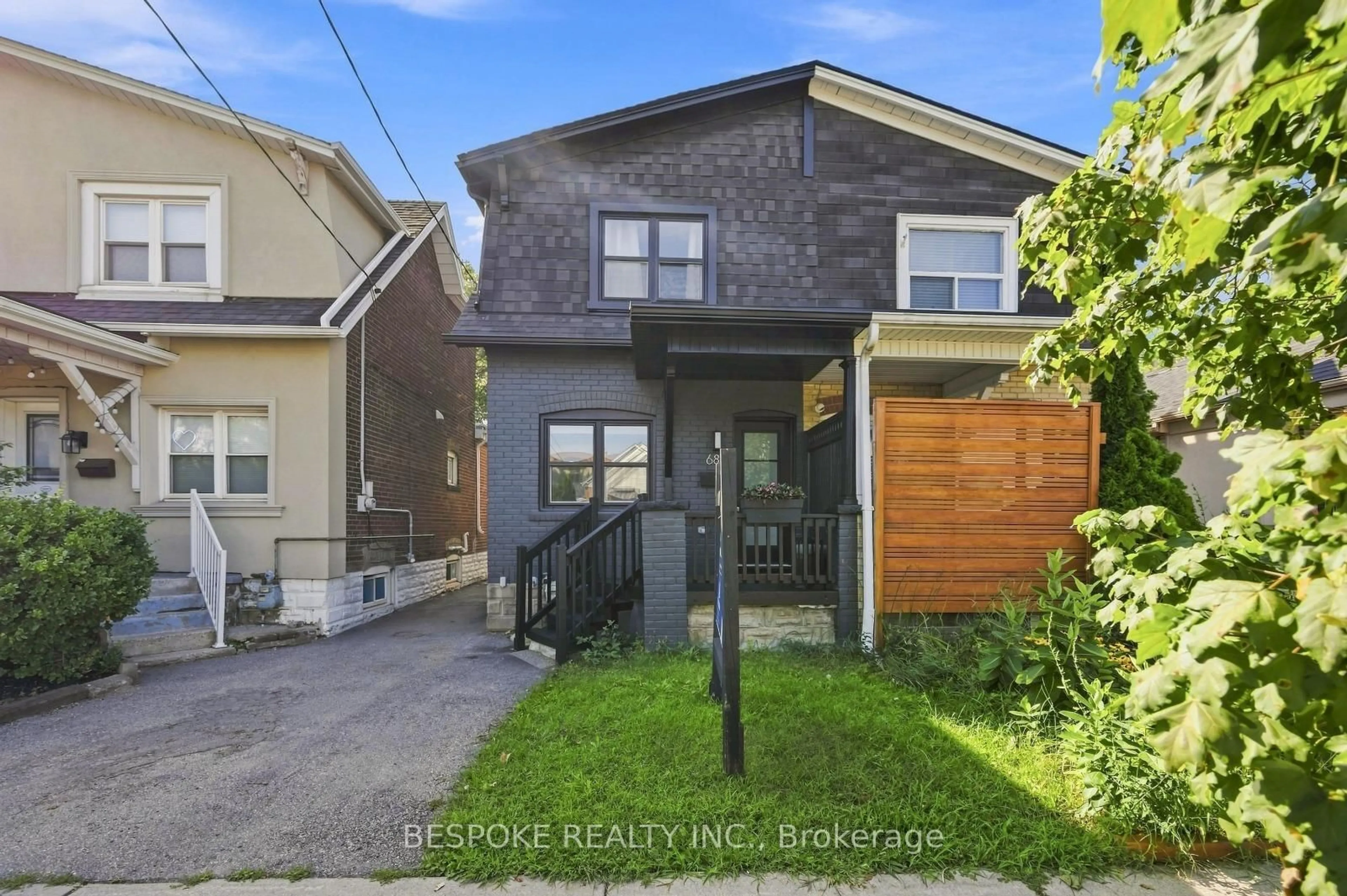 Unknown for 681 Cosburn Ave, Toronto Ontario M4C 2V1