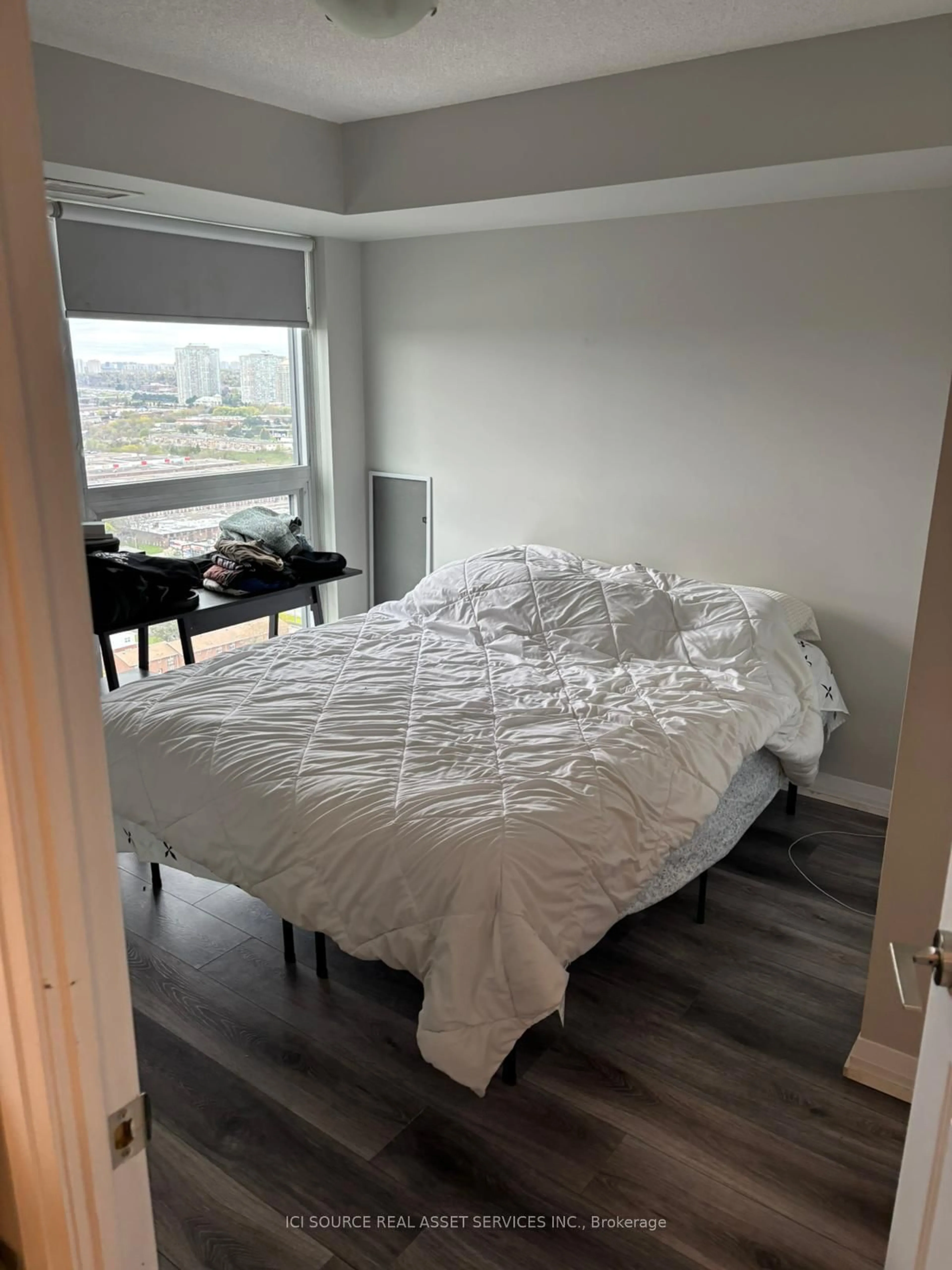 A pic of a room for 30 Meadowglen Pl #2504, Toronto Ontario M1G 0A6