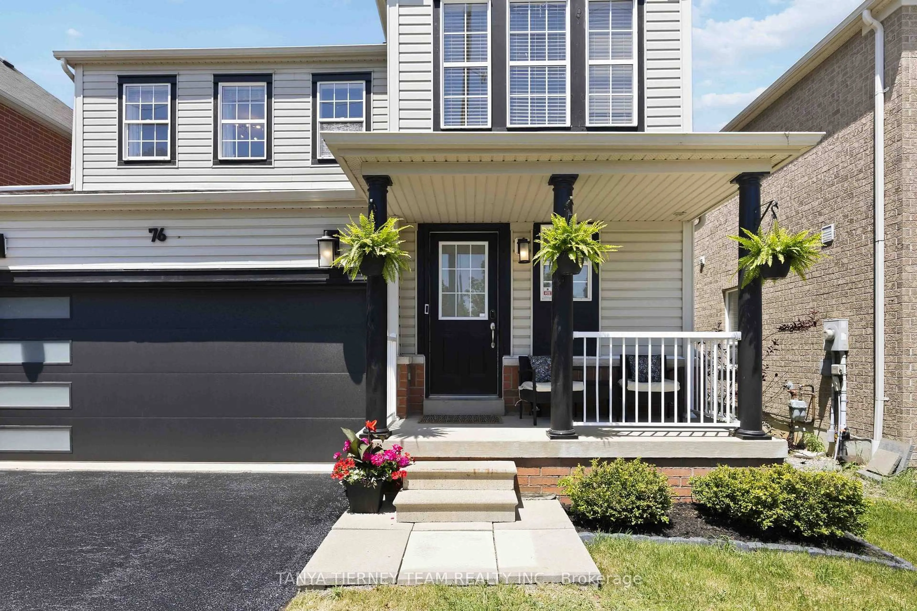 Unknown for 76 Vipond Rd, Whitby Ontario L1M 2P2