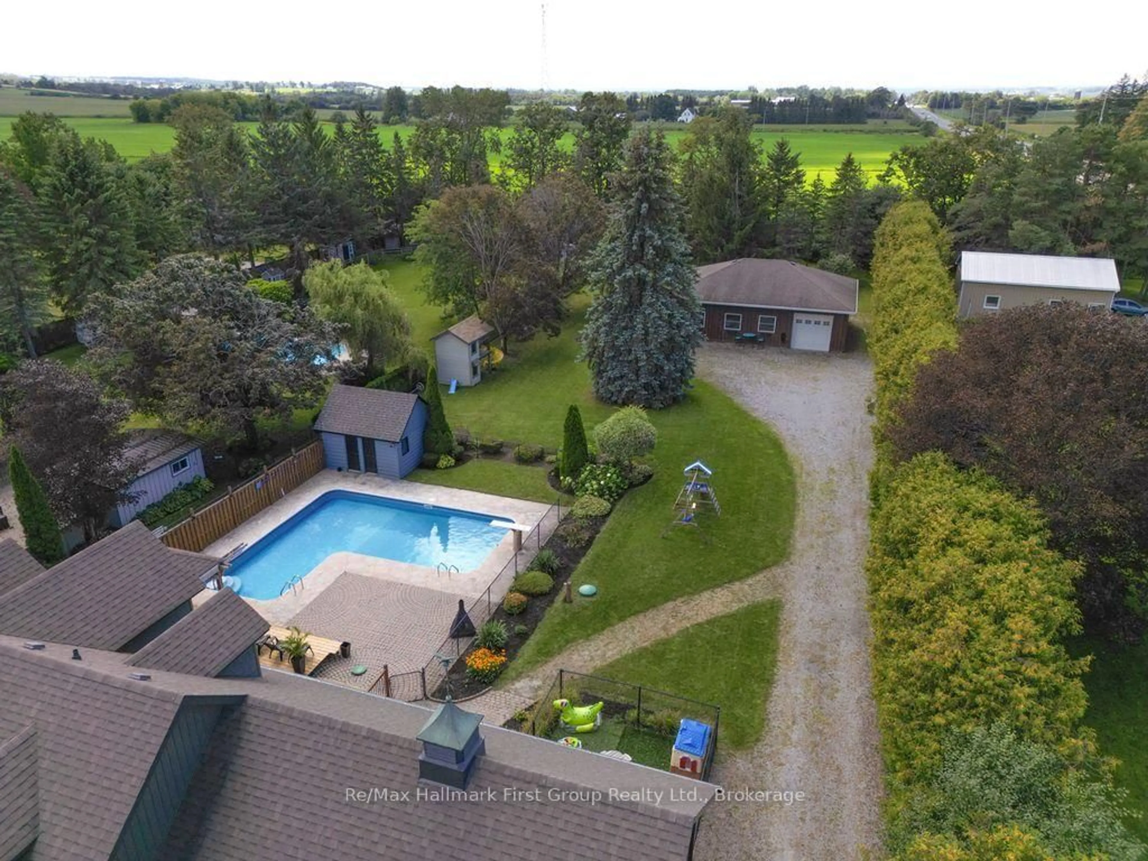 A pic from outside/outdoor area/front of a property/back of a property/a pic from drone, water/lake/river/ocean view for 14960 Old Scugog Rd, Scugog Ontario L0B 1B0