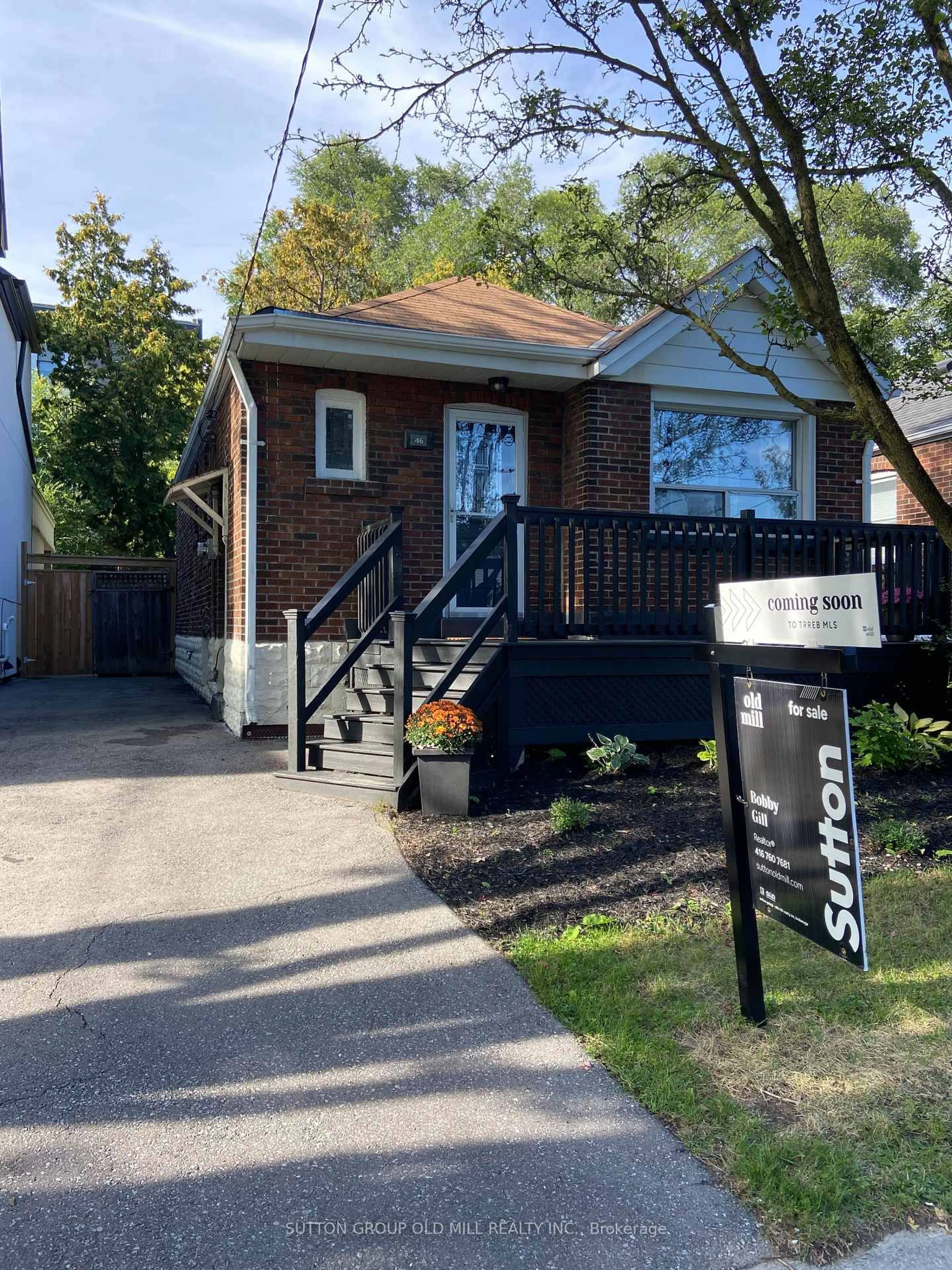 Home with brick exterior material, street for 46 Richard Ave, Toronto Ontario M4L 1W9