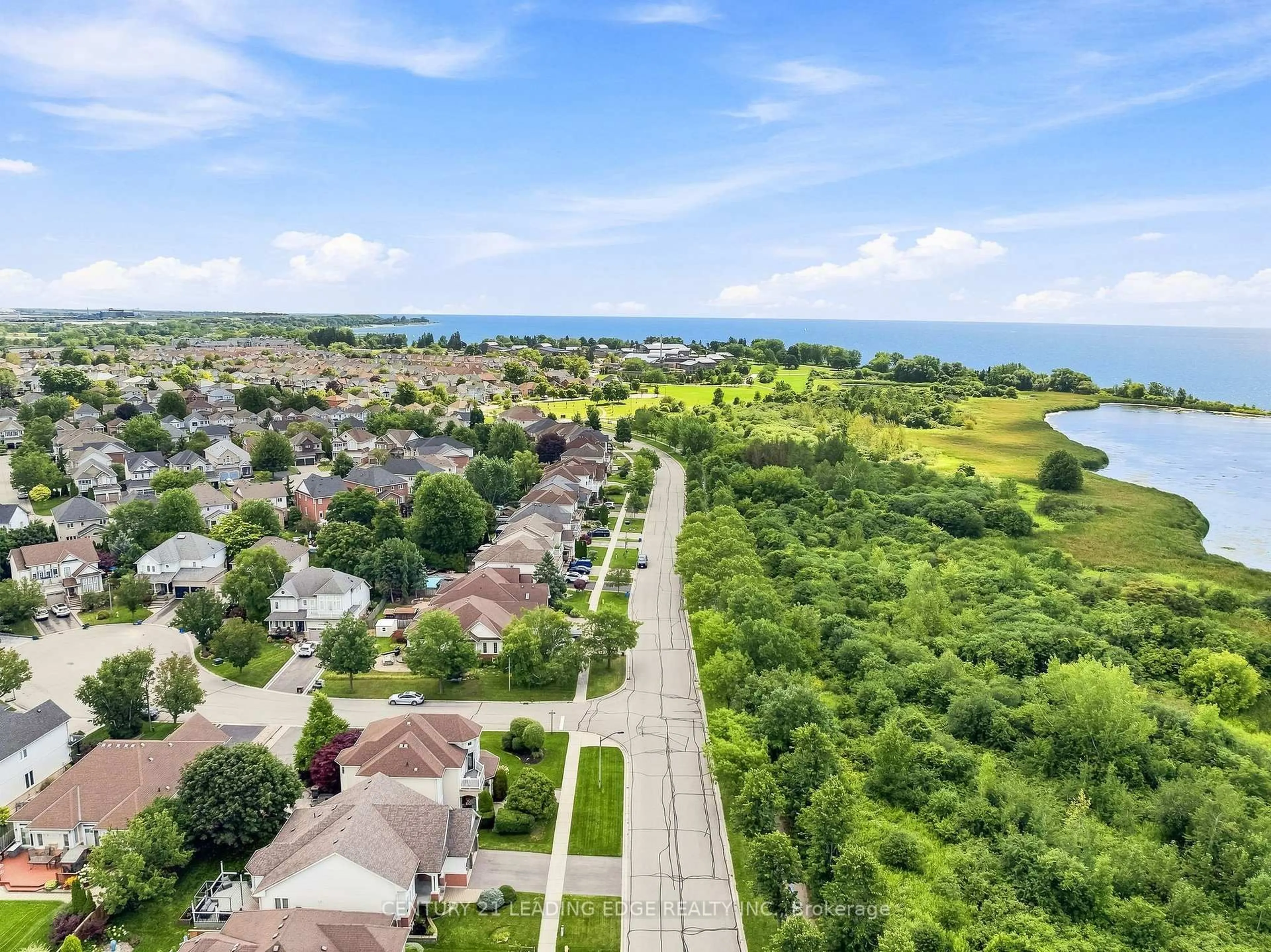A pic from outside/outdoor area/front of a property/back of a property/a pic from drone, water/lake/river/ocean view for 291 Whitby Shores Greenway, Whitby Ontario L1N 9N6