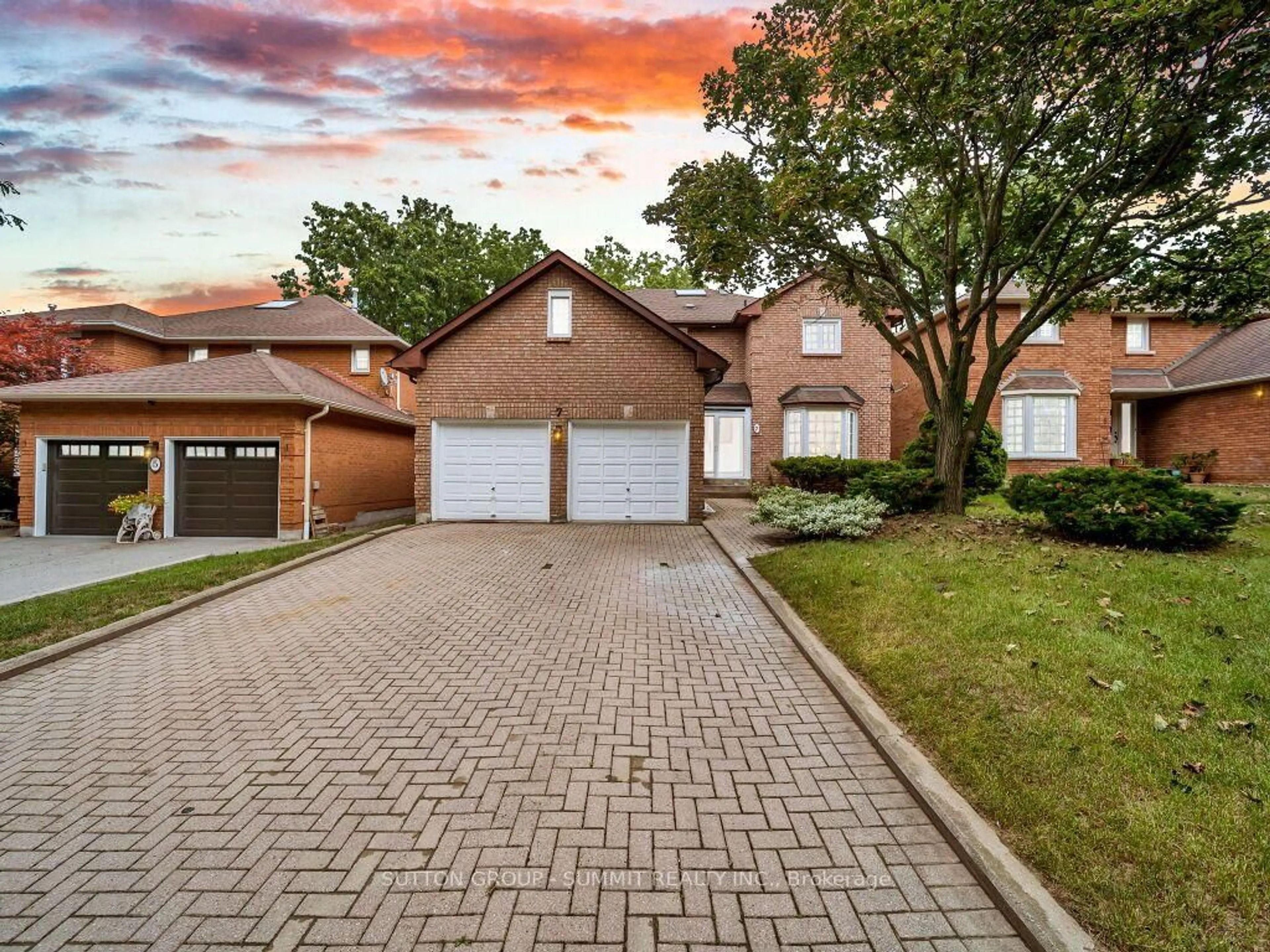 Home with brick exterior material, street for 7 Winding Crt, Toronto Ontario M1C 4X2