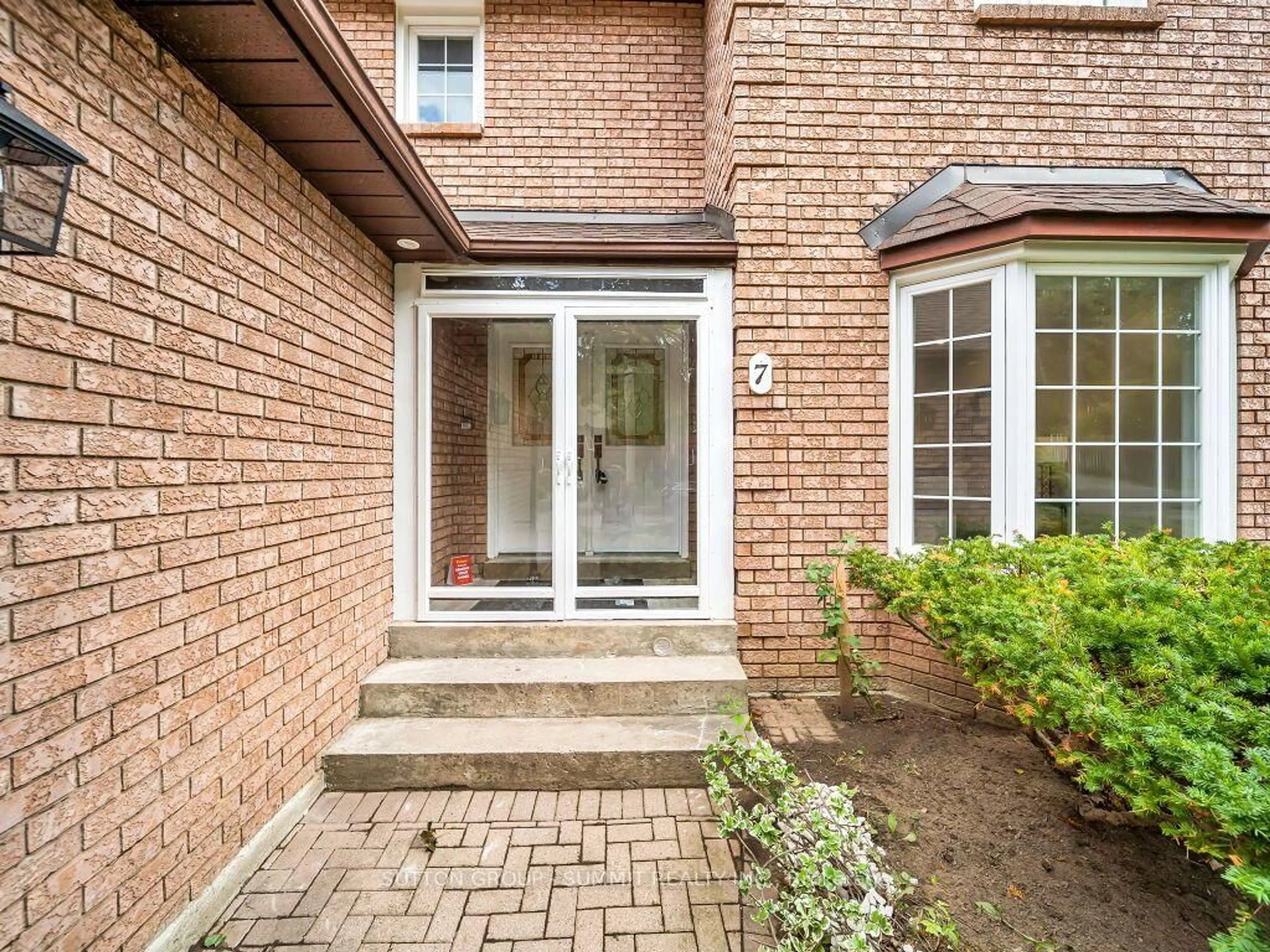 Home with brick exterior material, street for 7 Winding Crt, Toronto Ontario M1C 4X2