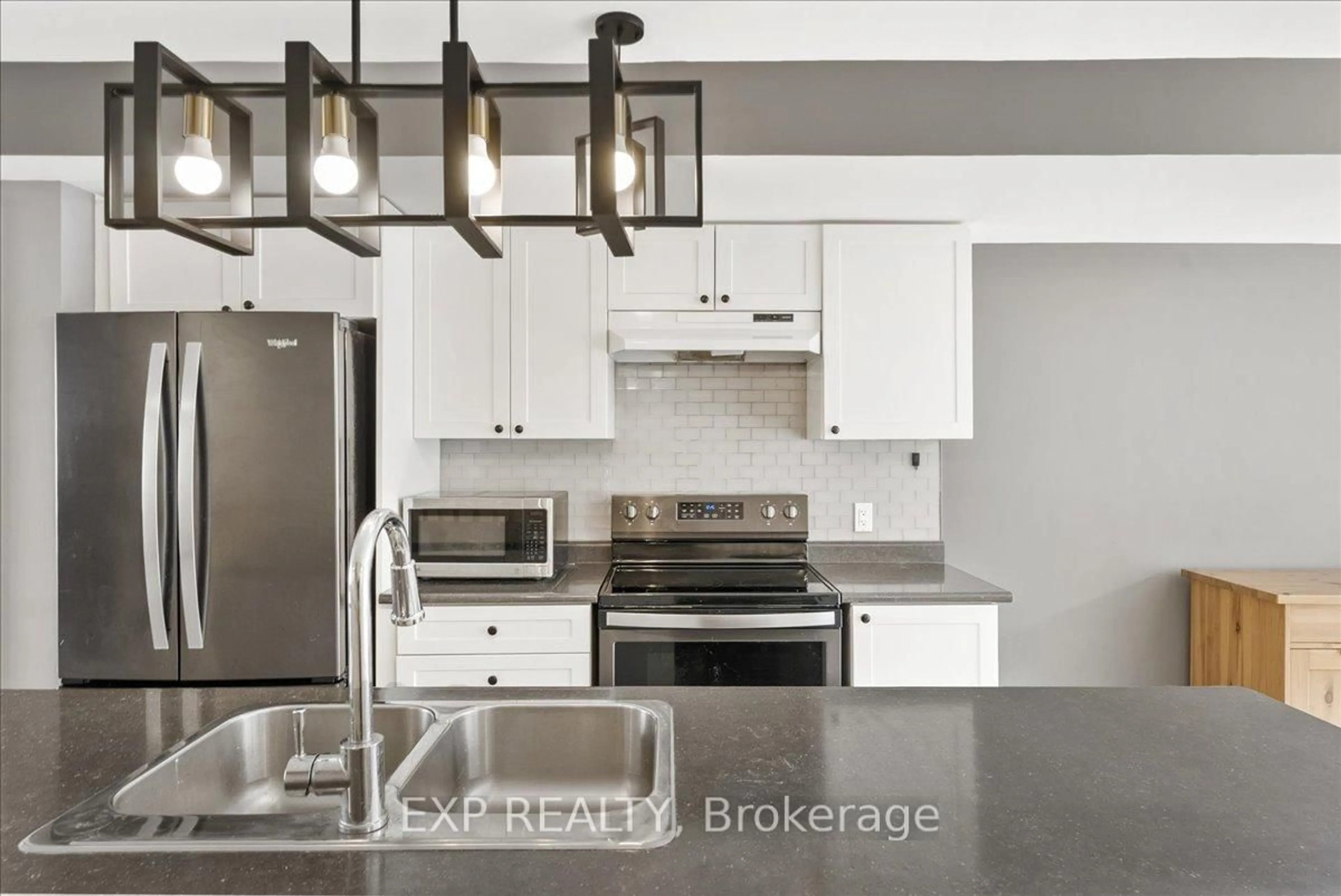 Open concept kitchen, unknown for 2500 Hill Rise Crt #83, Oshawa Ontario L1L 0M6