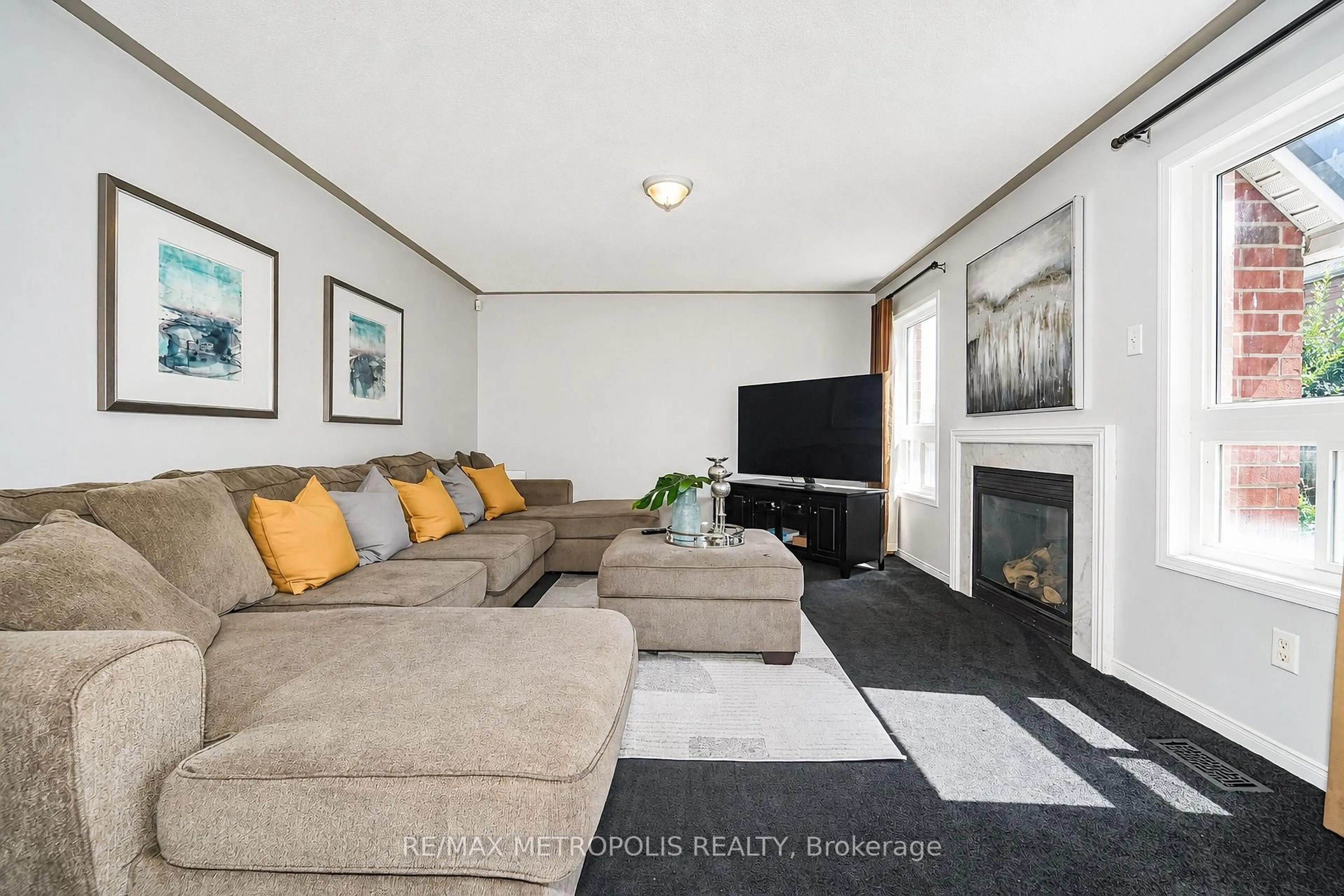 Living room with furniture, unknown for 58 Dunwell Cres, Ajax Ontario L1T 0A7