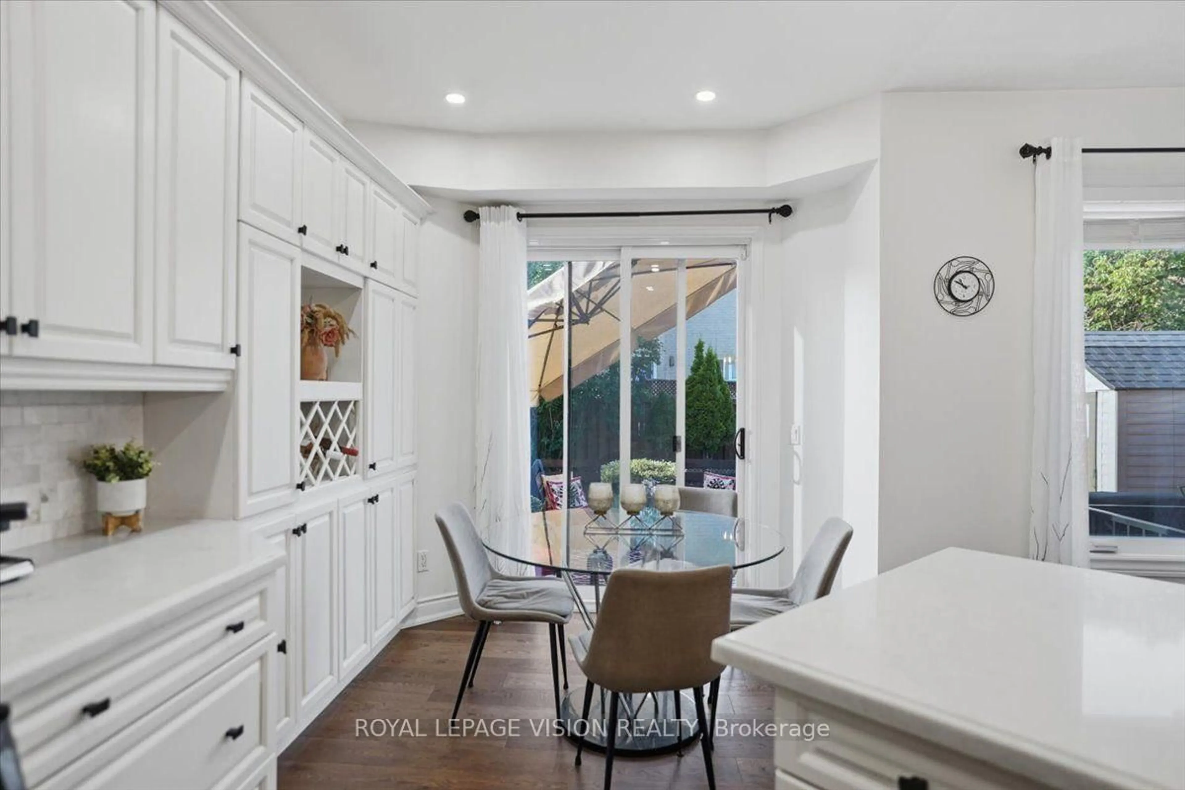 Unknown for 106 Copley St, Pickering Ontario L1V 6V6