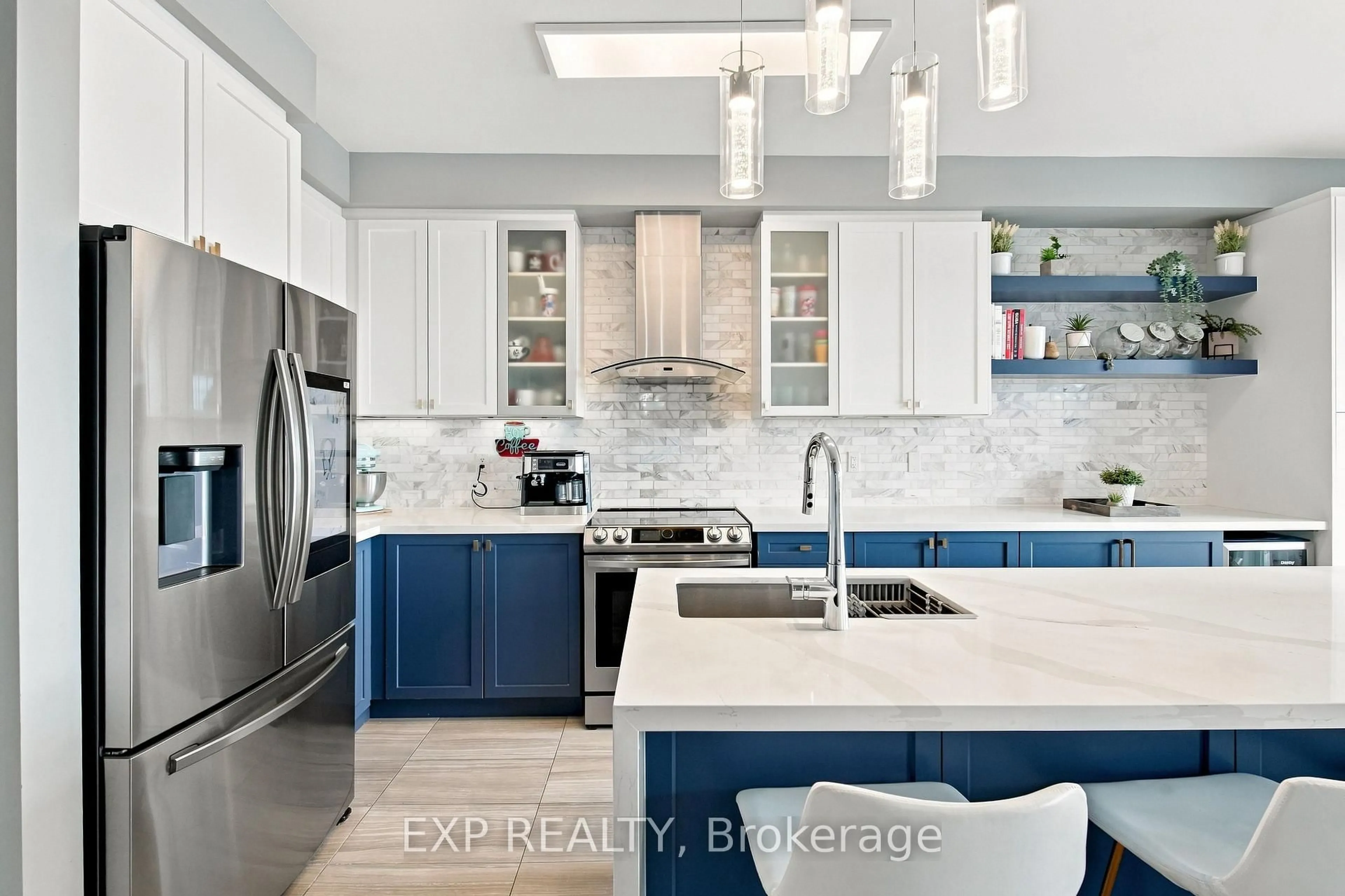 Contemporary kitchen, ceramic/tile floor for 39 Purdy Pl, Clarington Ontario L1C 0V2