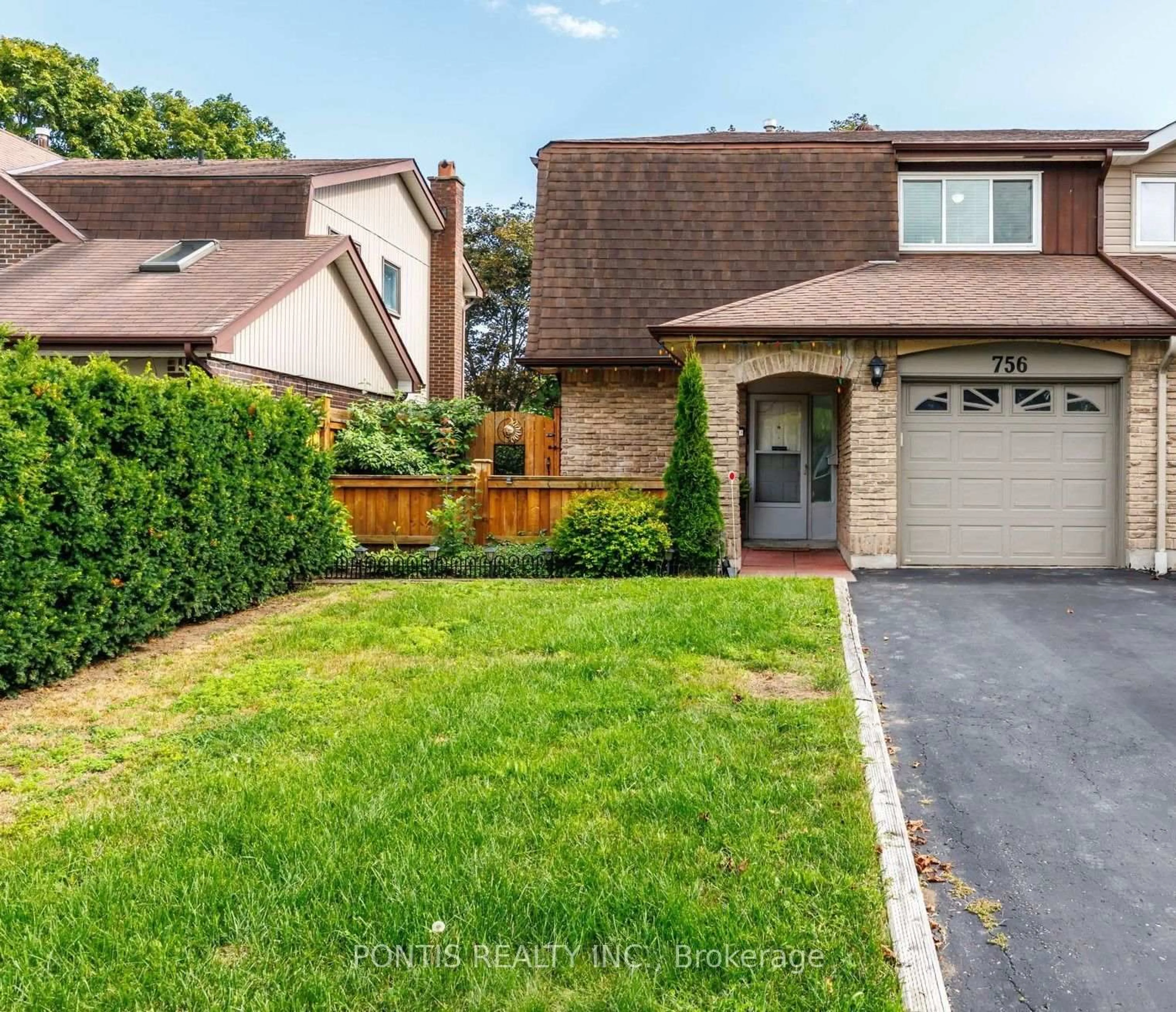 Unknown for 756 Cobblers Crt, Pickering Ontario L1V 2Z3