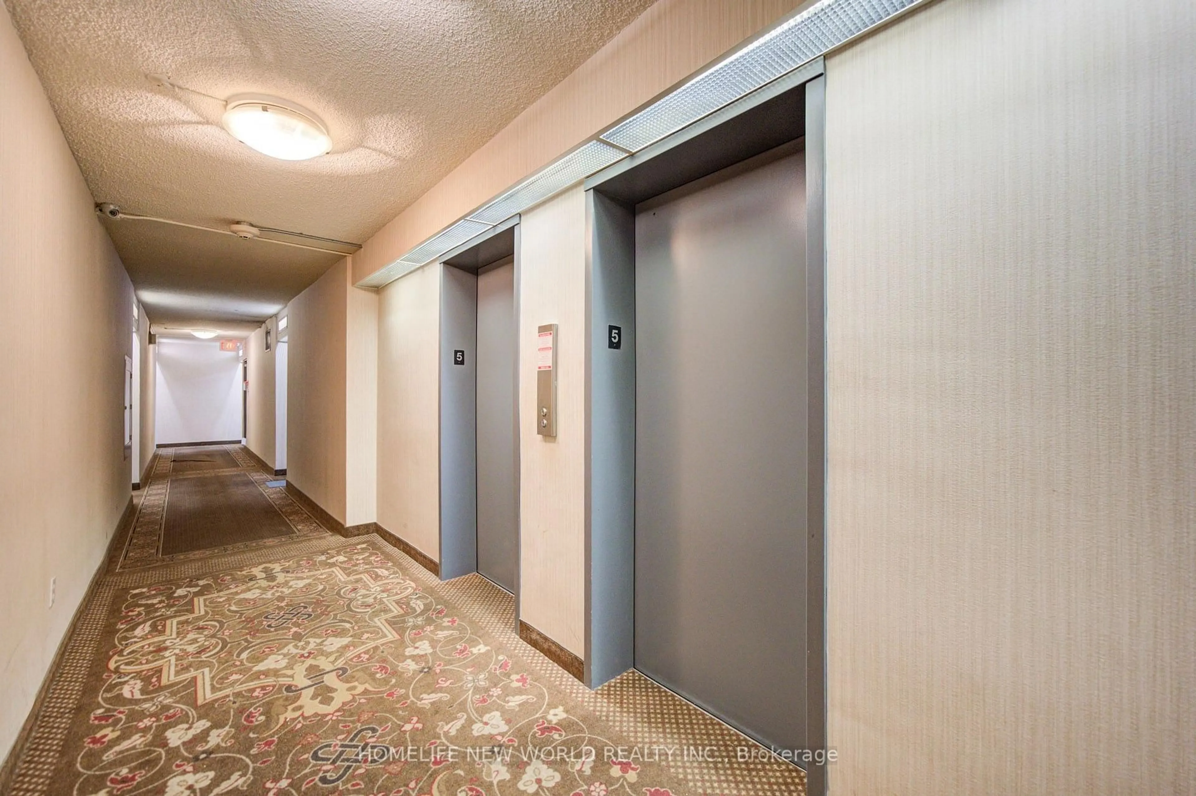 Indoor foyer for 4101 Sheppard Ave #505, Toronto Ontario M1S 3H3