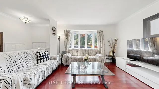 10 Pelmar Pl, Toronto 5