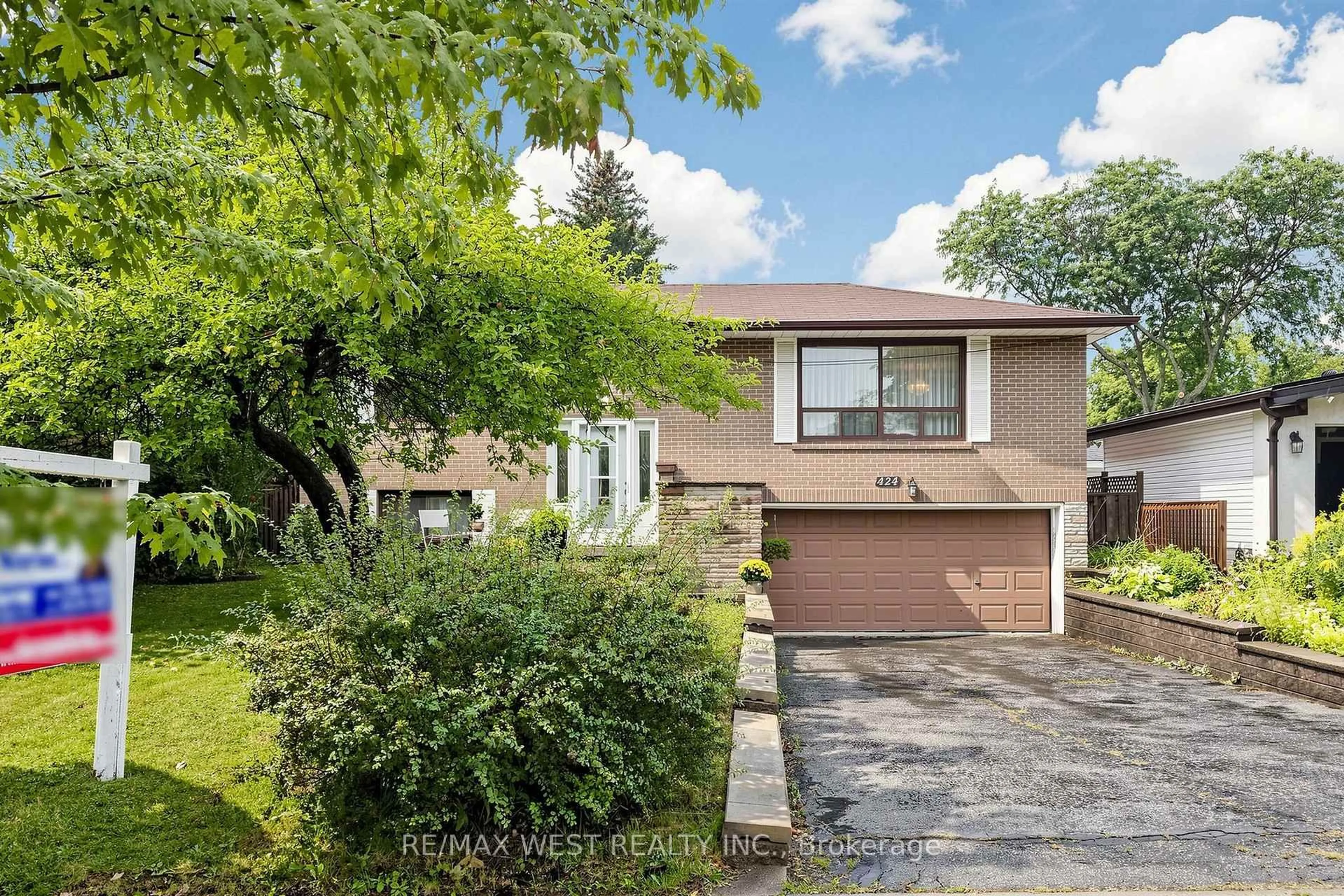 Home with brick exterior material, street for 424 Brimorton Dr, Toronto Ontario M1H 2E5