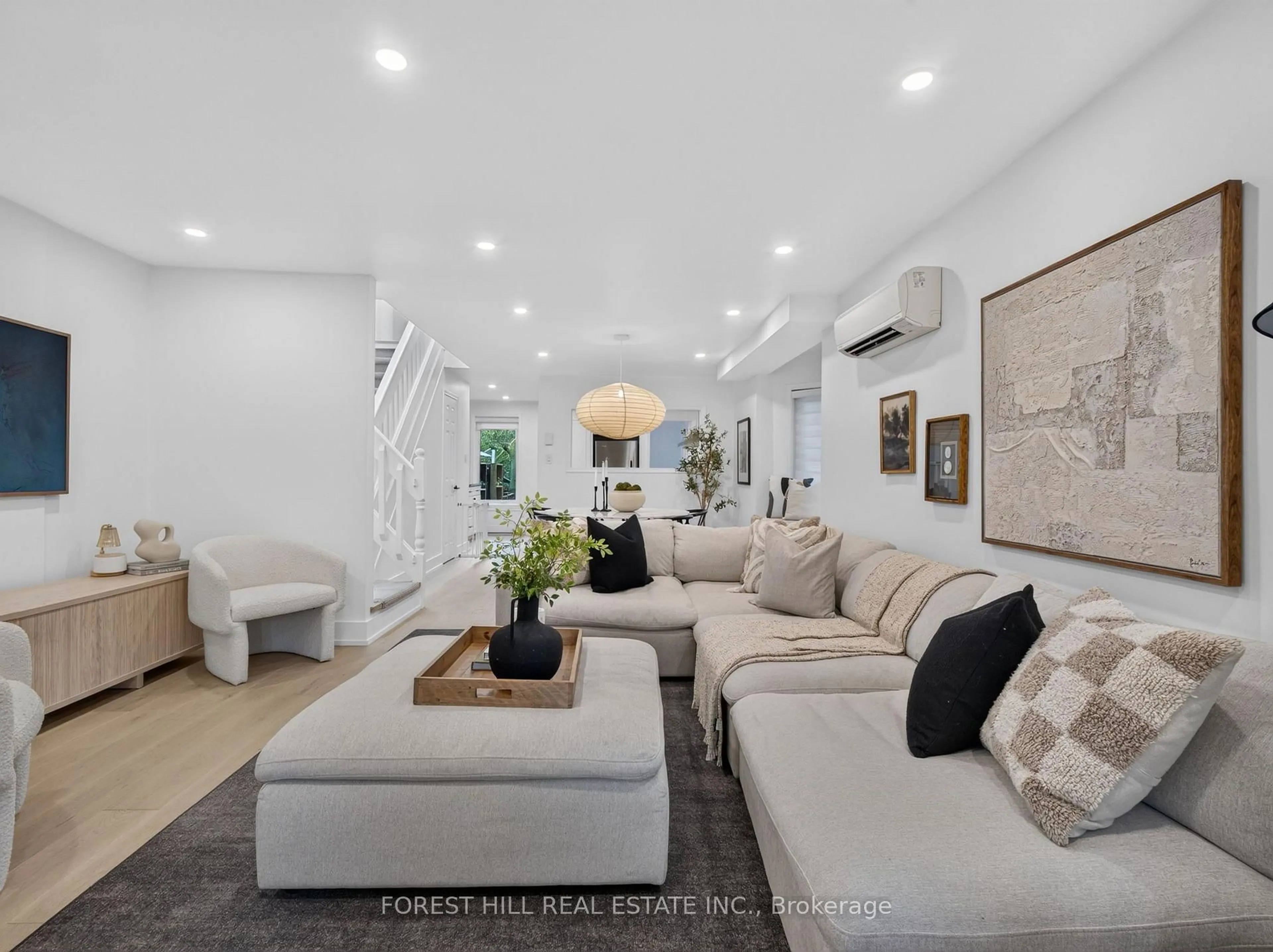Living room with furniture, unknown for 139 Gamble Ave, Toronto Ontario M4J 2P2