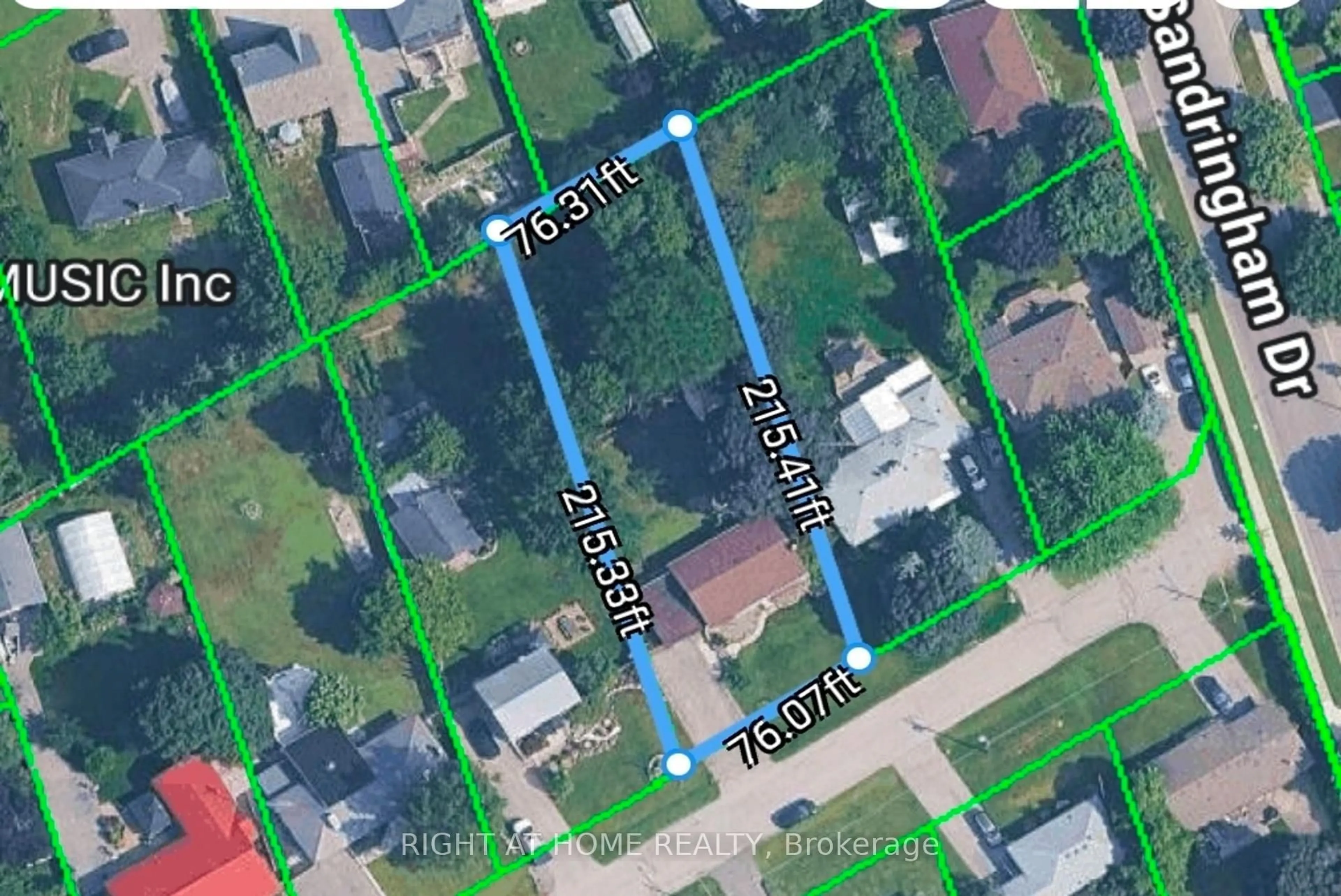 A pic from outside/outdoor area/front of a property/back of a property/a pic from drone, street for 26 Phair Ave, Clarington Ontario L1E 2W5