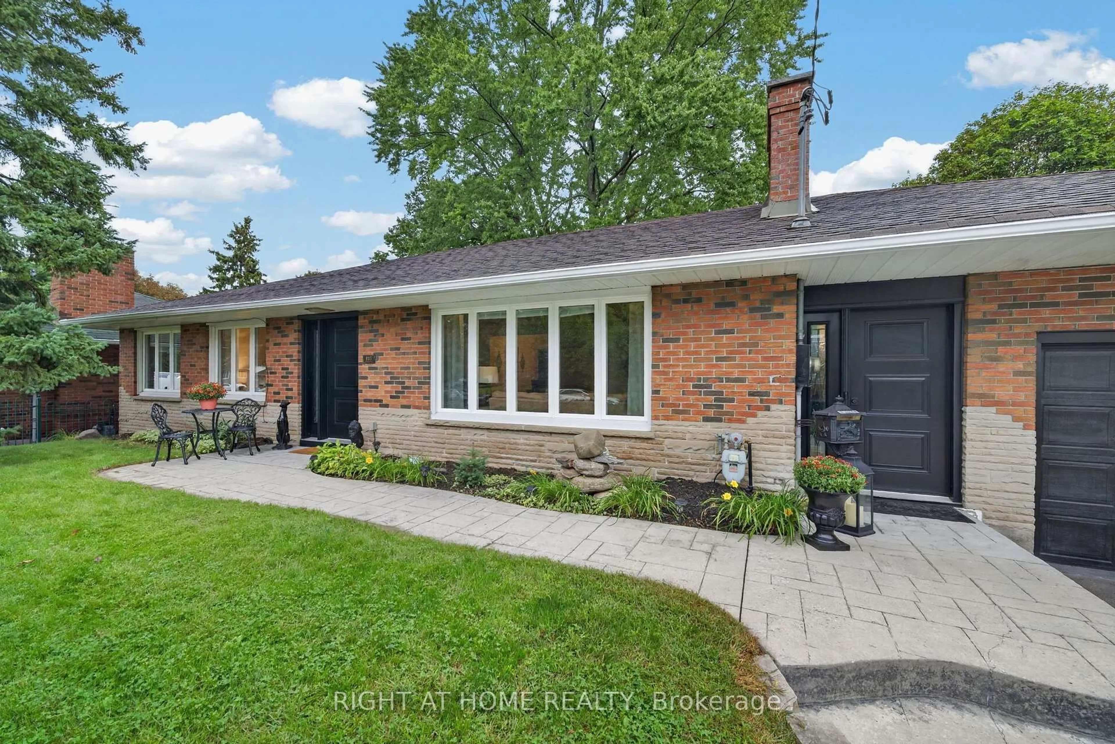 Home with brick exterior material, street for 937 Chevrolet St, Oshawa Ontario L1G 4H7