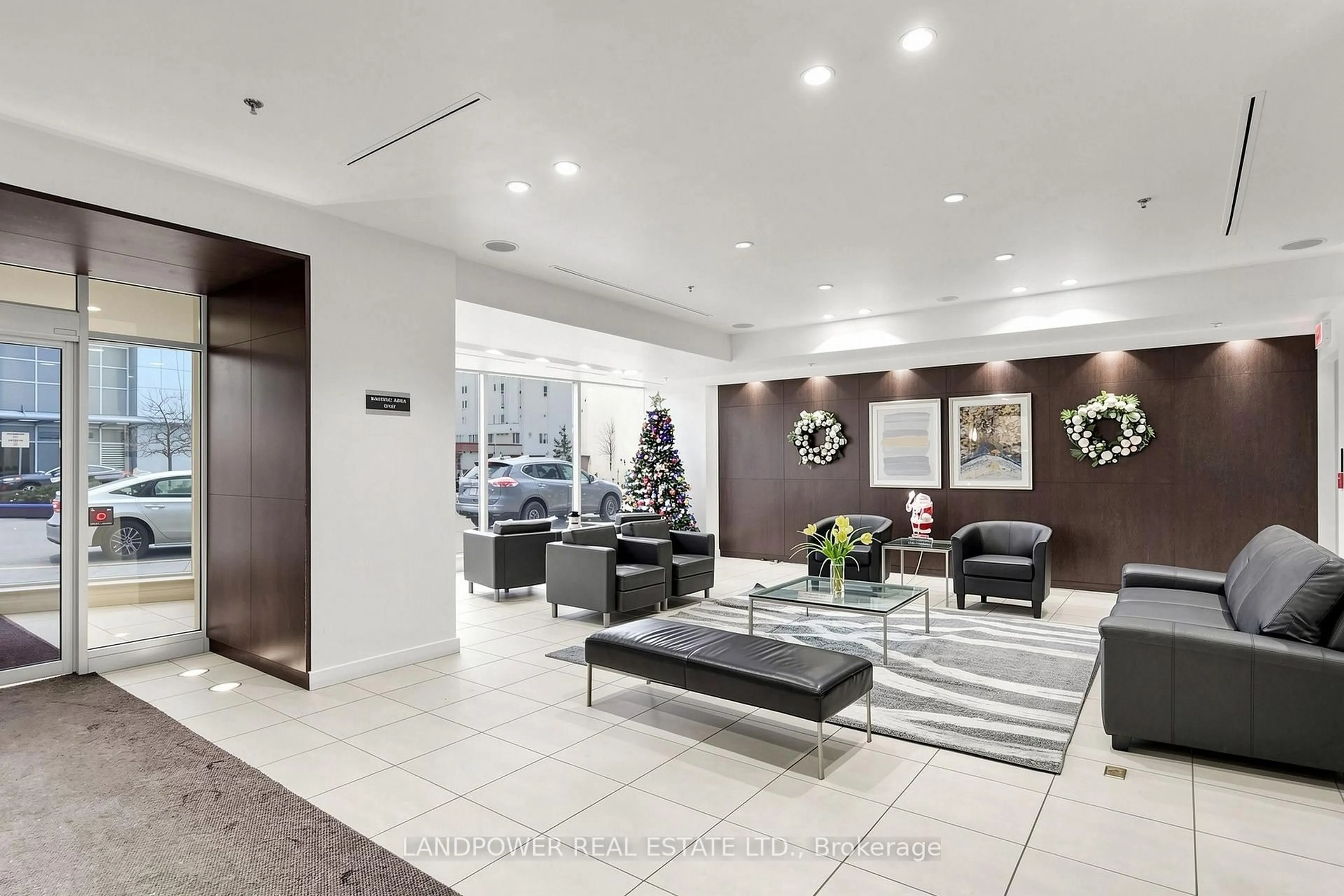 Lobby for 36 Lee Centre Dr #1801, Toronto Ontario M1H 3K2