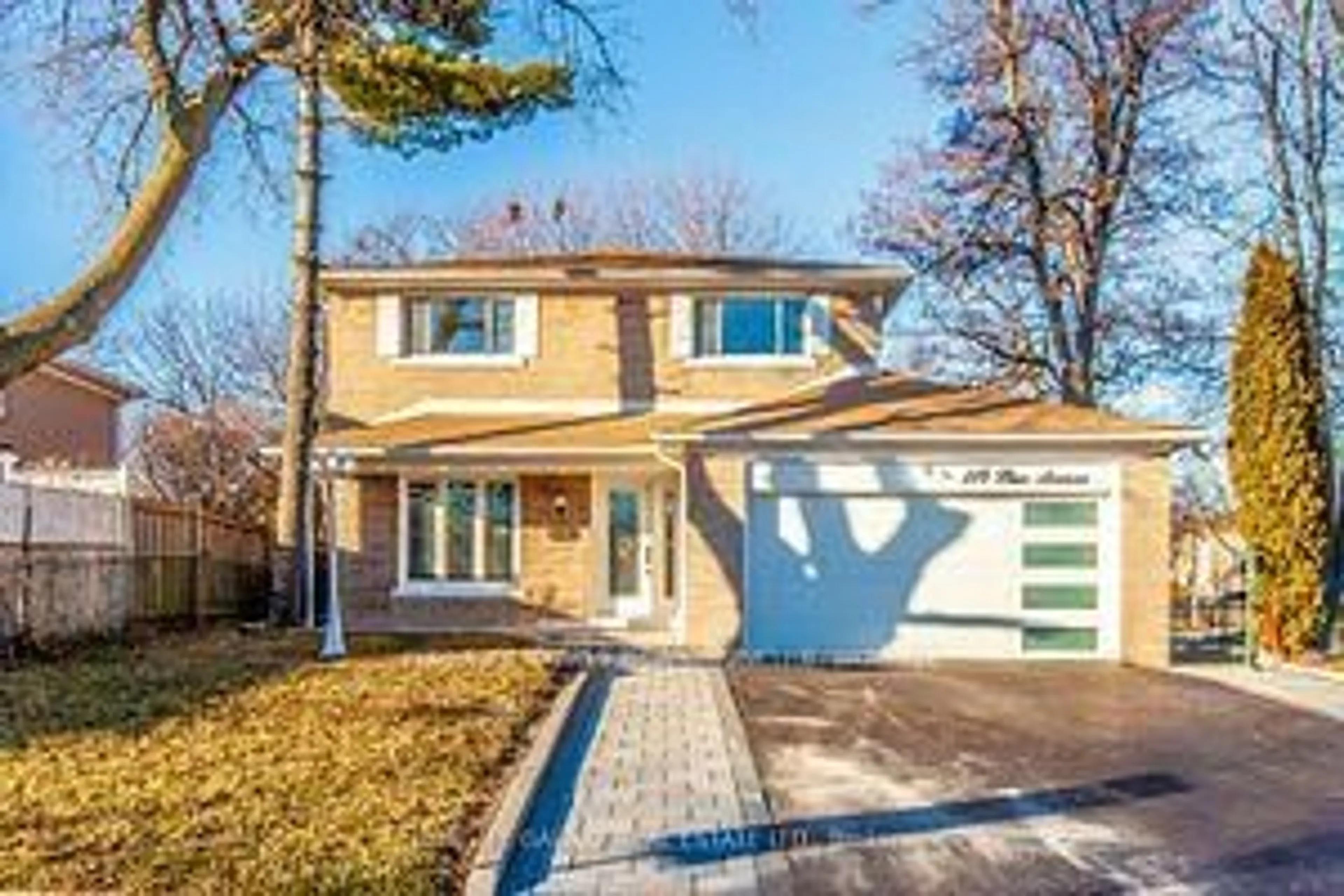 Home with brick exterior material, street for 114 Slan Ave, Toronto Ontario M1G 3B8