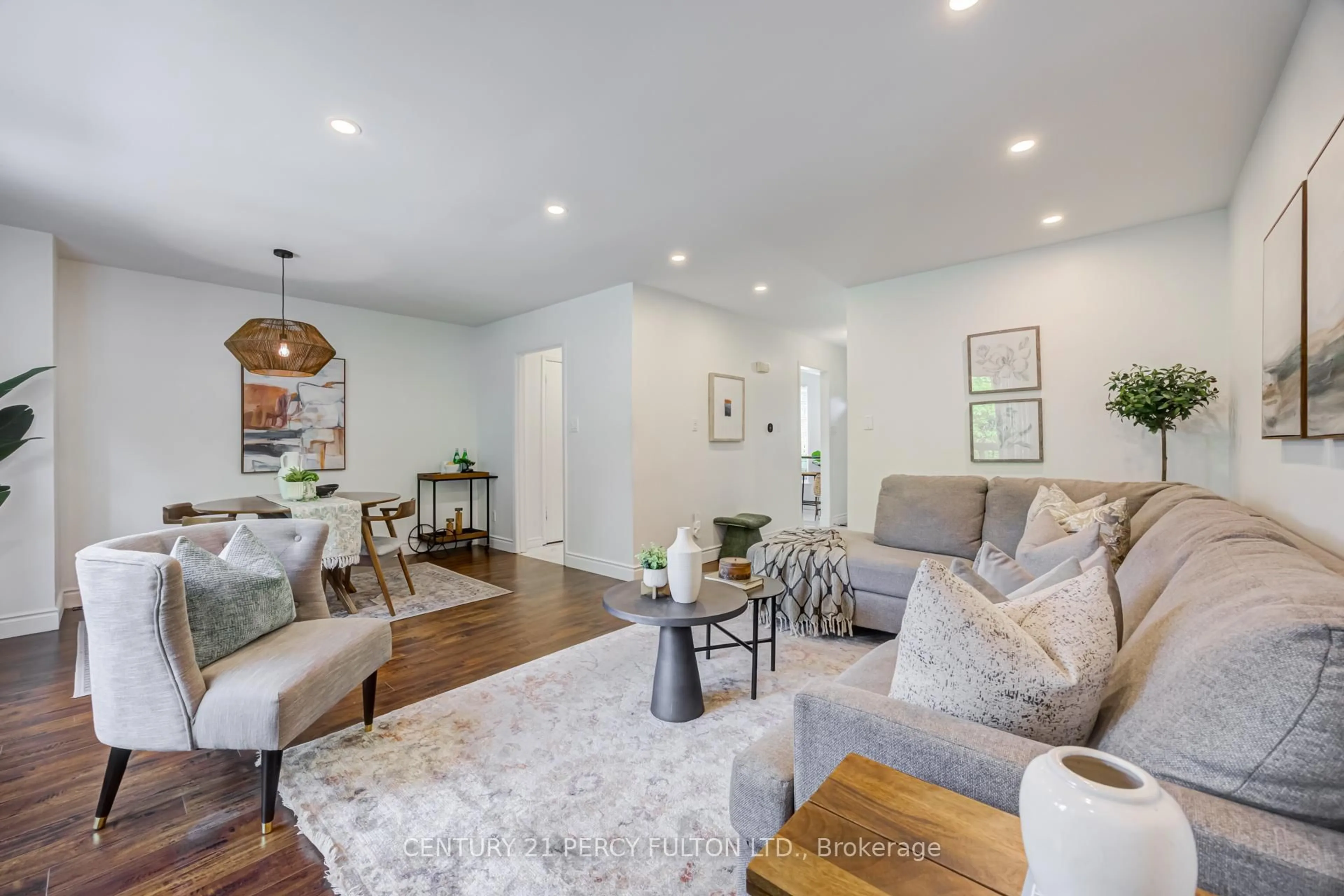 Living room with furniture, unknown for 51 Deacon Lane #58, Ajax Ontario L1S 2T2