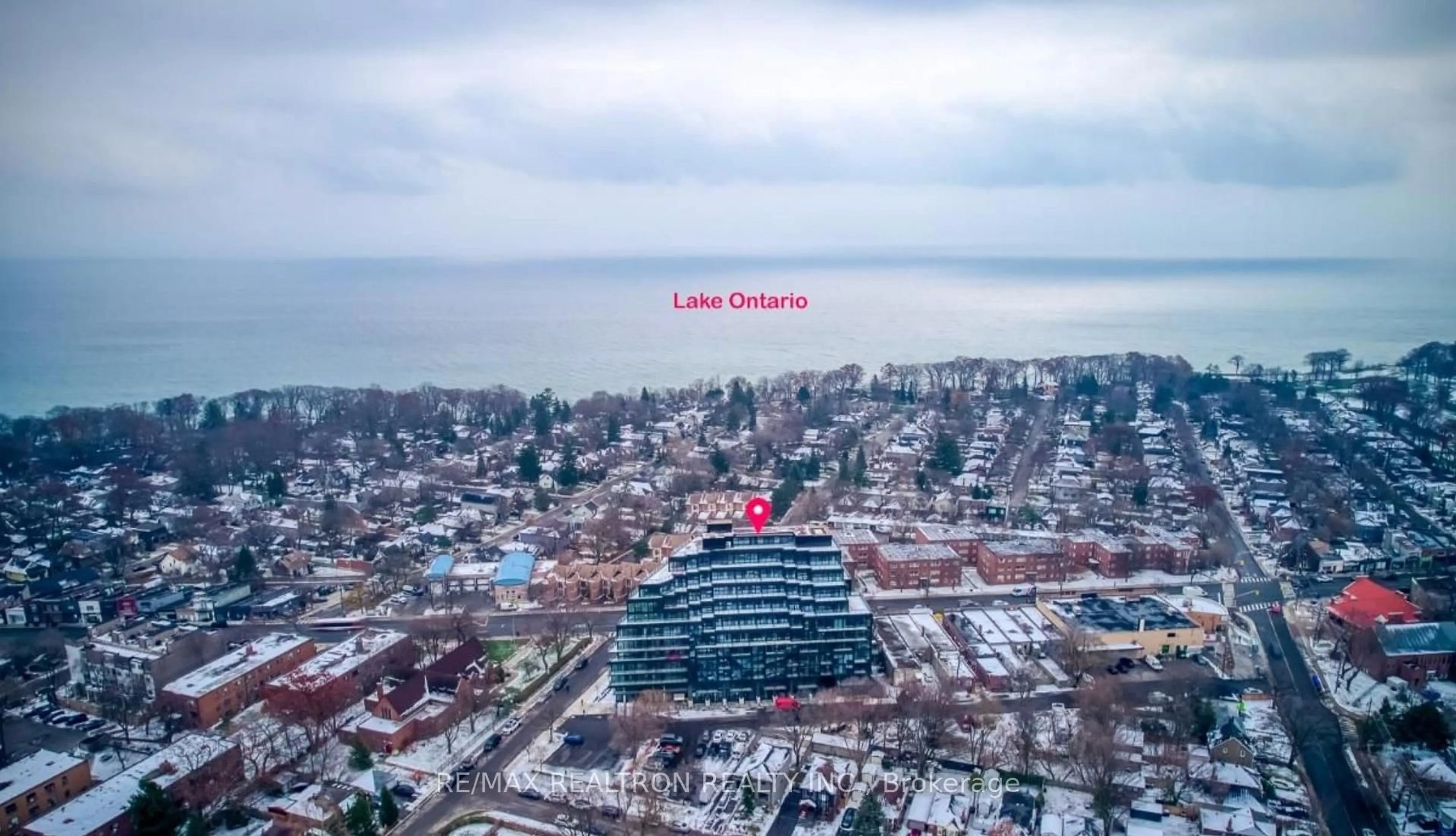 A pic from outside/outdoor area/front of a property/back of a property/a pic from drone, unknown for 2 Manderley Dr #904, Toronto Ontario M1N 3E8