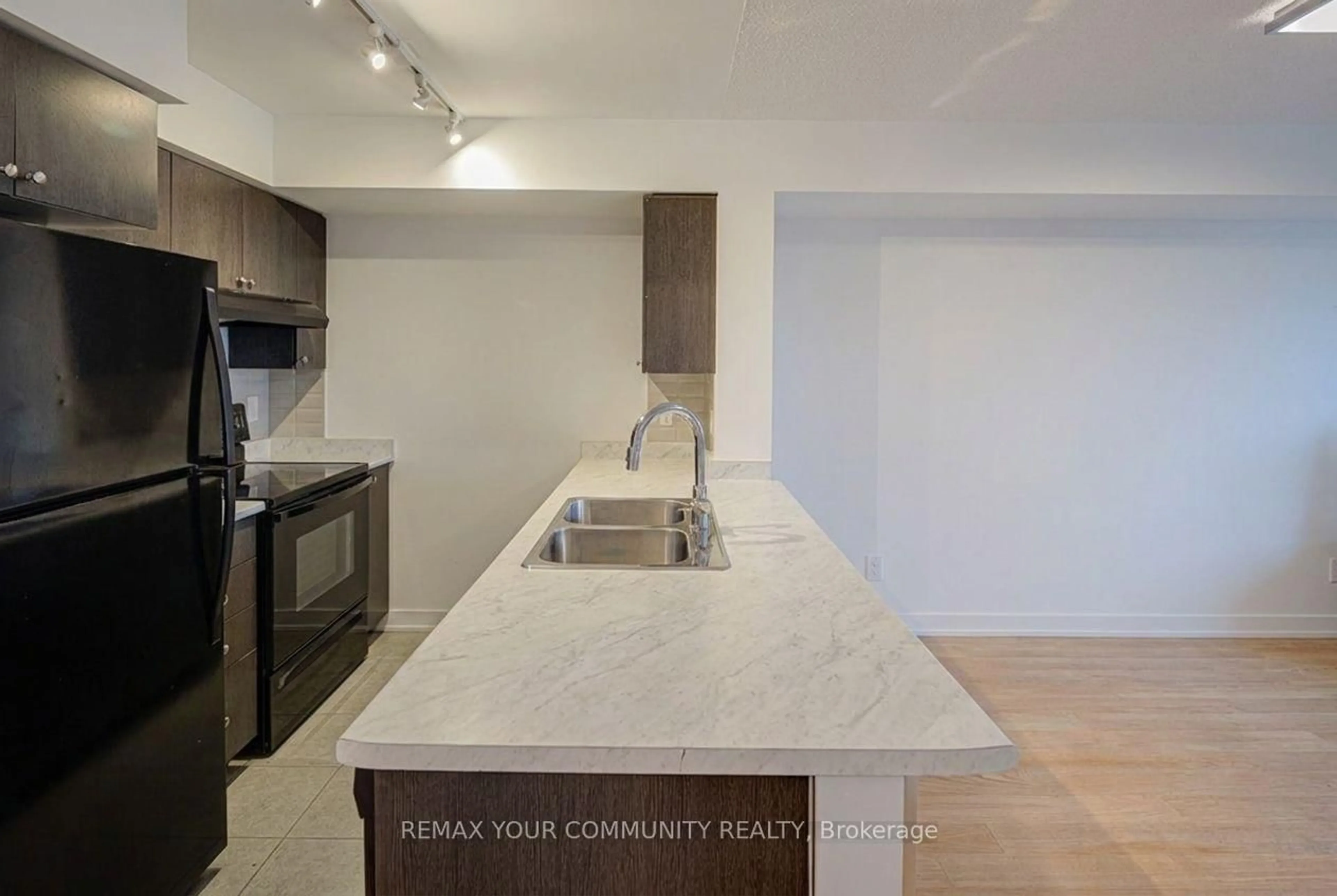 Open concept kitchen, unknown for 1346 Danforth Rd #909, Toronto Ontario M1J 0A9
