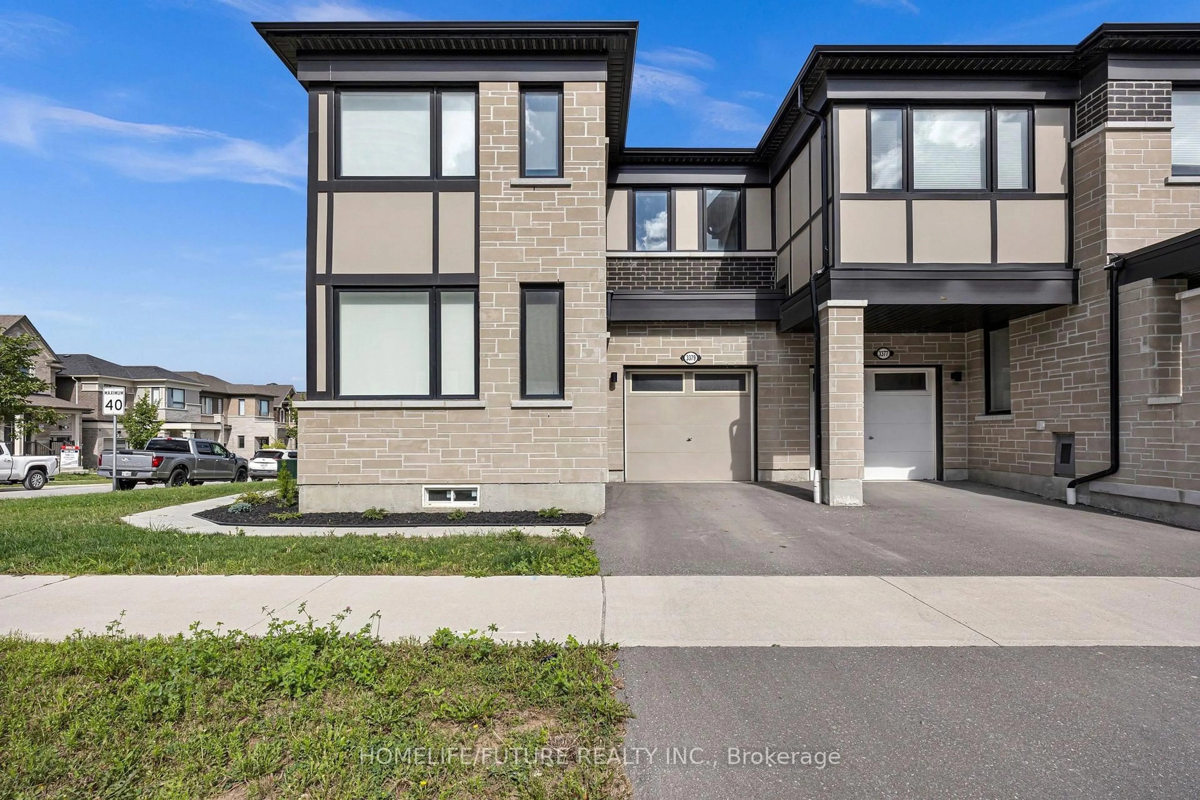 Unknown for 3379 Swordbill St, Pickering Ontario L1X 0M9