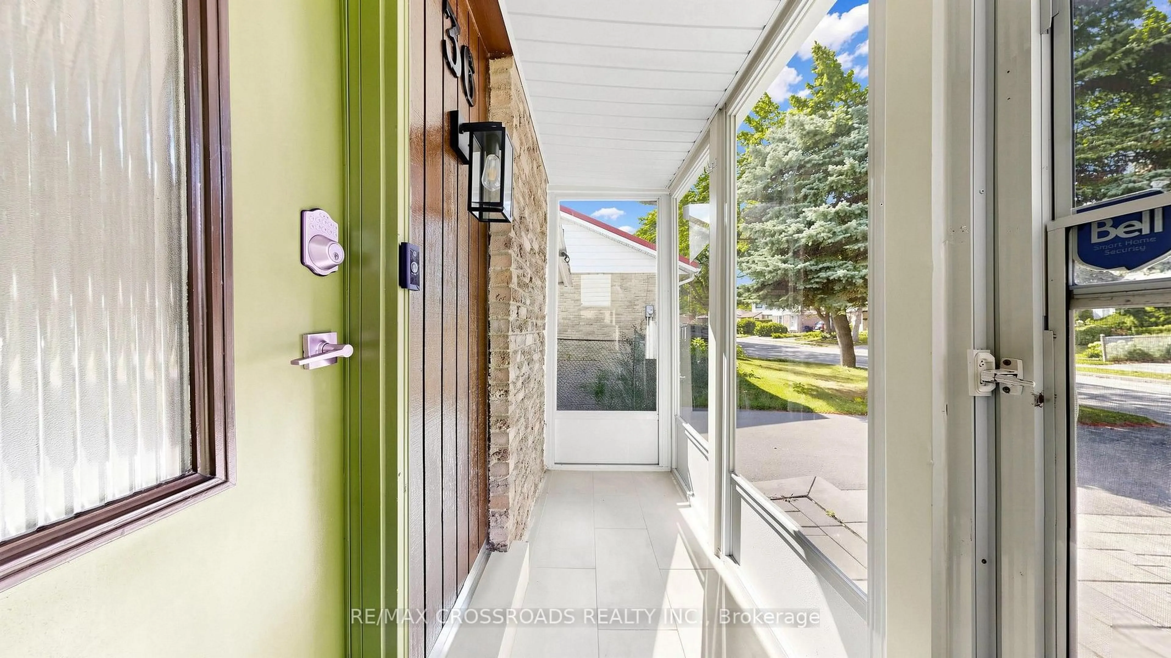 Indoor entryway for 36 United Sq, Toronto Ontario M1B 2C2