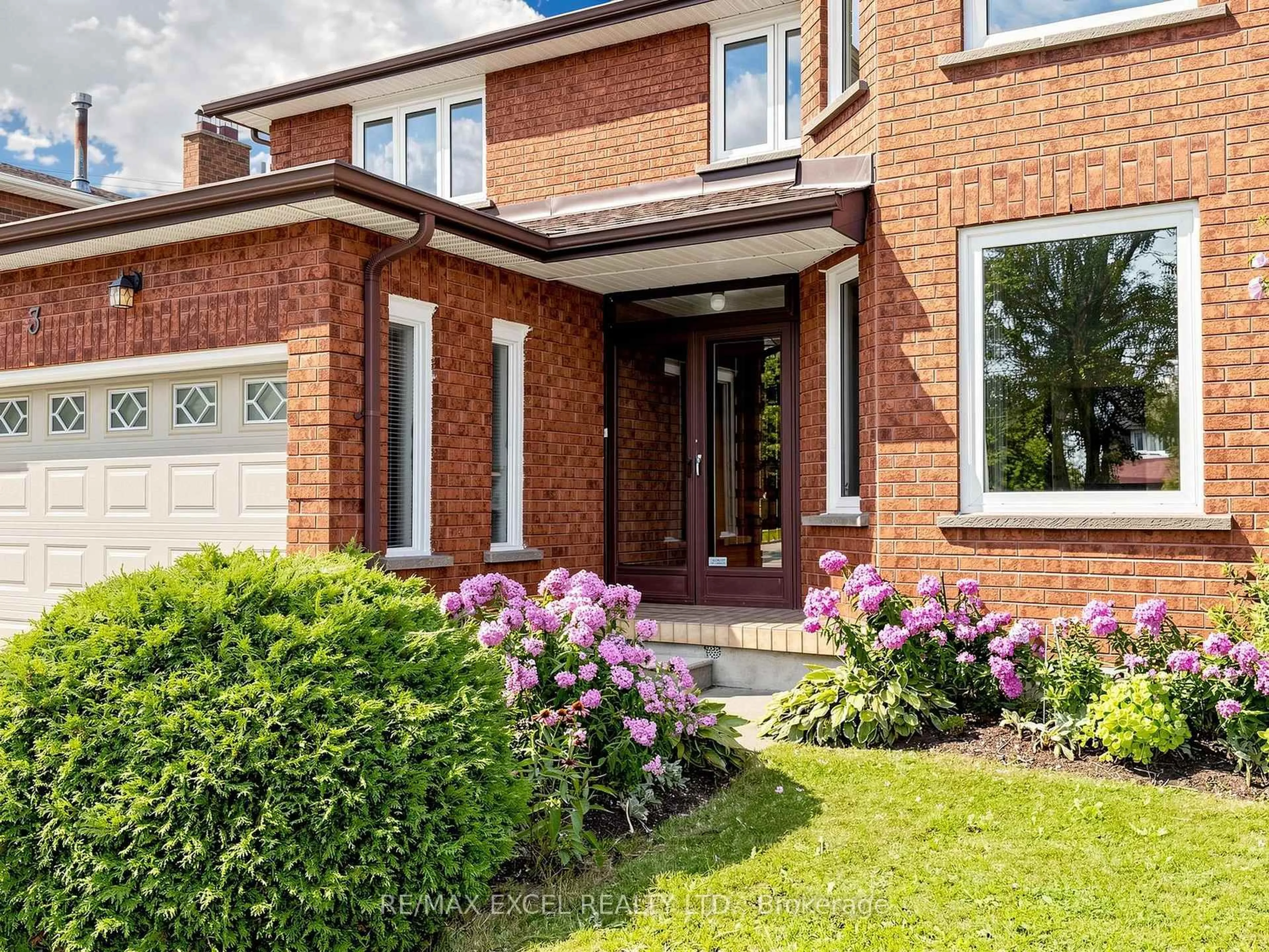 Home with brick exterior material, street for 3 Lovekin Grve, Toronto Ontario M1T 3T5