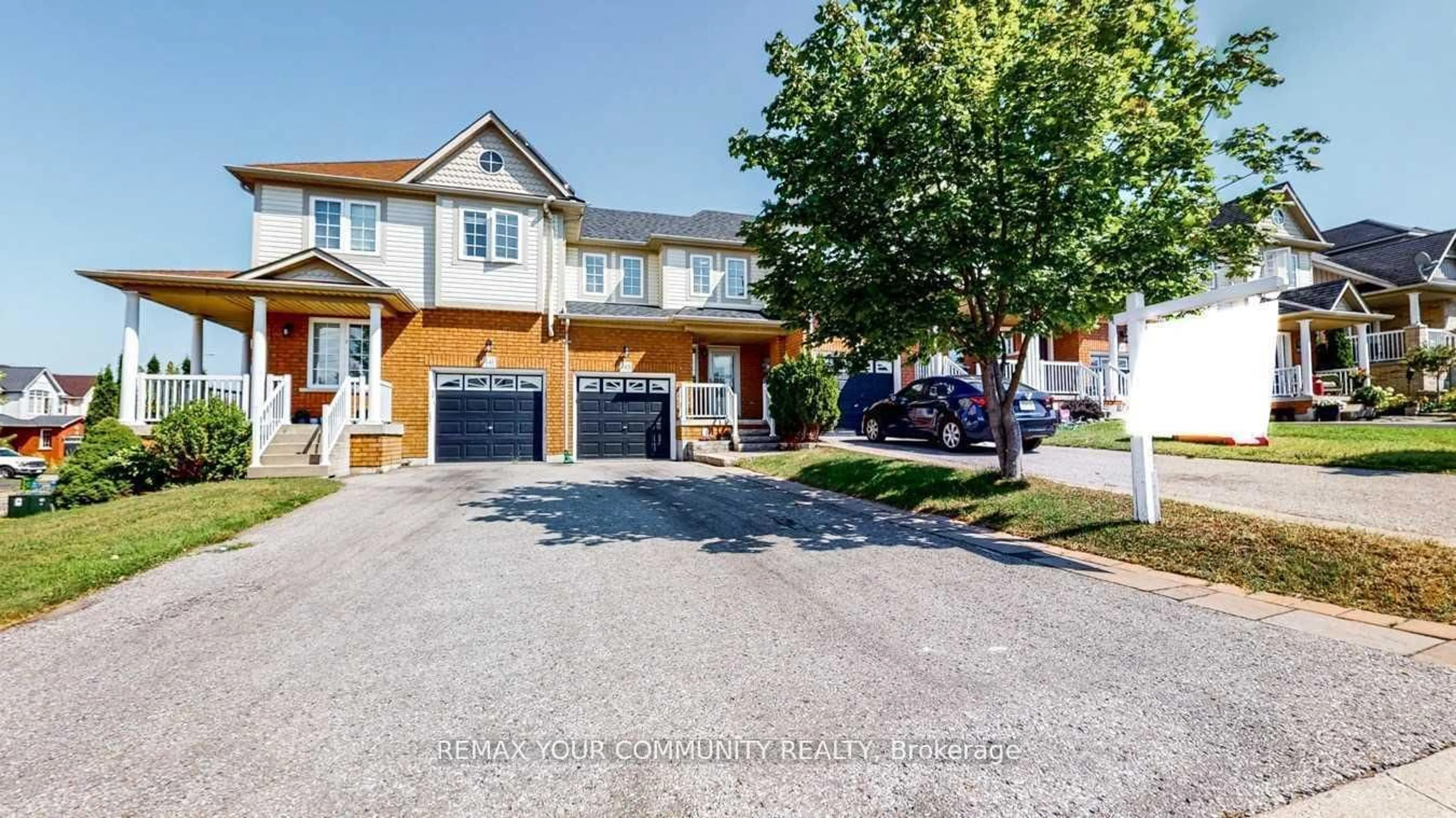 A pic from outside/outdoor area/front of a property/back of a property/a pic from drone, street for 143 Cornish Dr, Clarington Ontario L1E 3G9