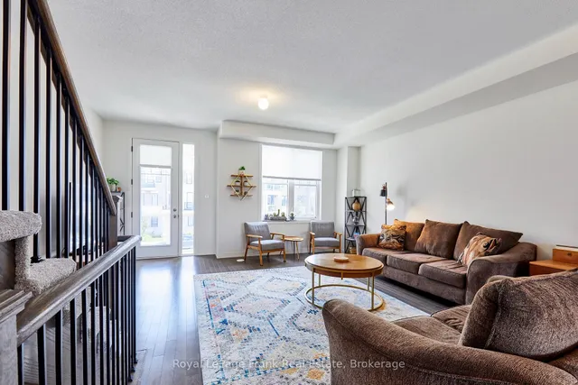 26 Clarington Blvd, Clarington 5