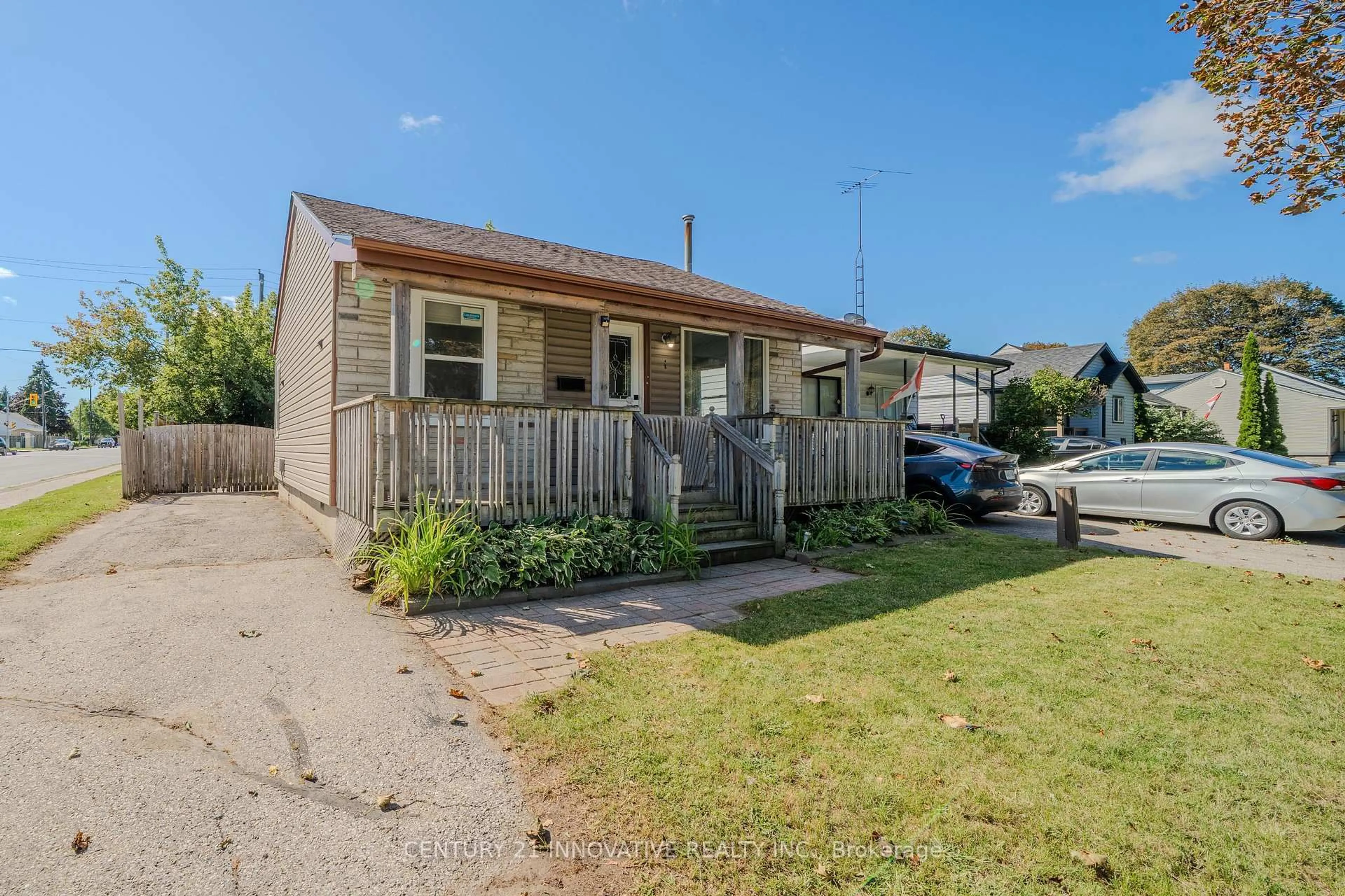 Unknown for 1 Edward St, Ajax Ontario L1S 1T7