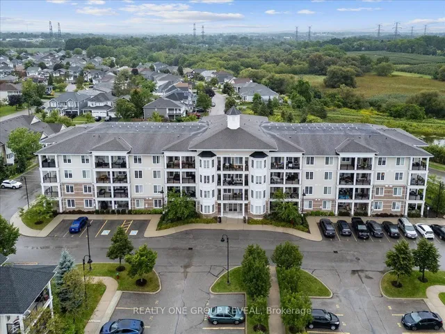 65 Shipway Ave #111, Clarington 4