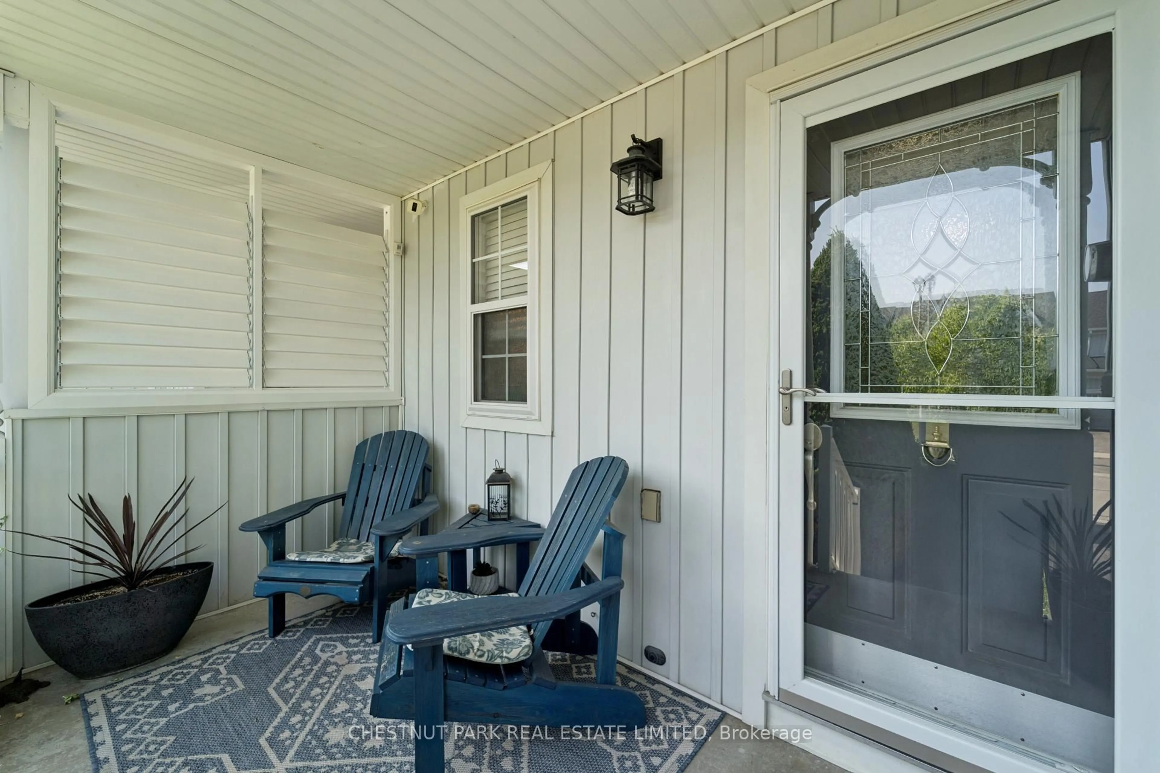 Patio, unknown for 52 Bexley Cres, Whitby Ontario L1M 2C6