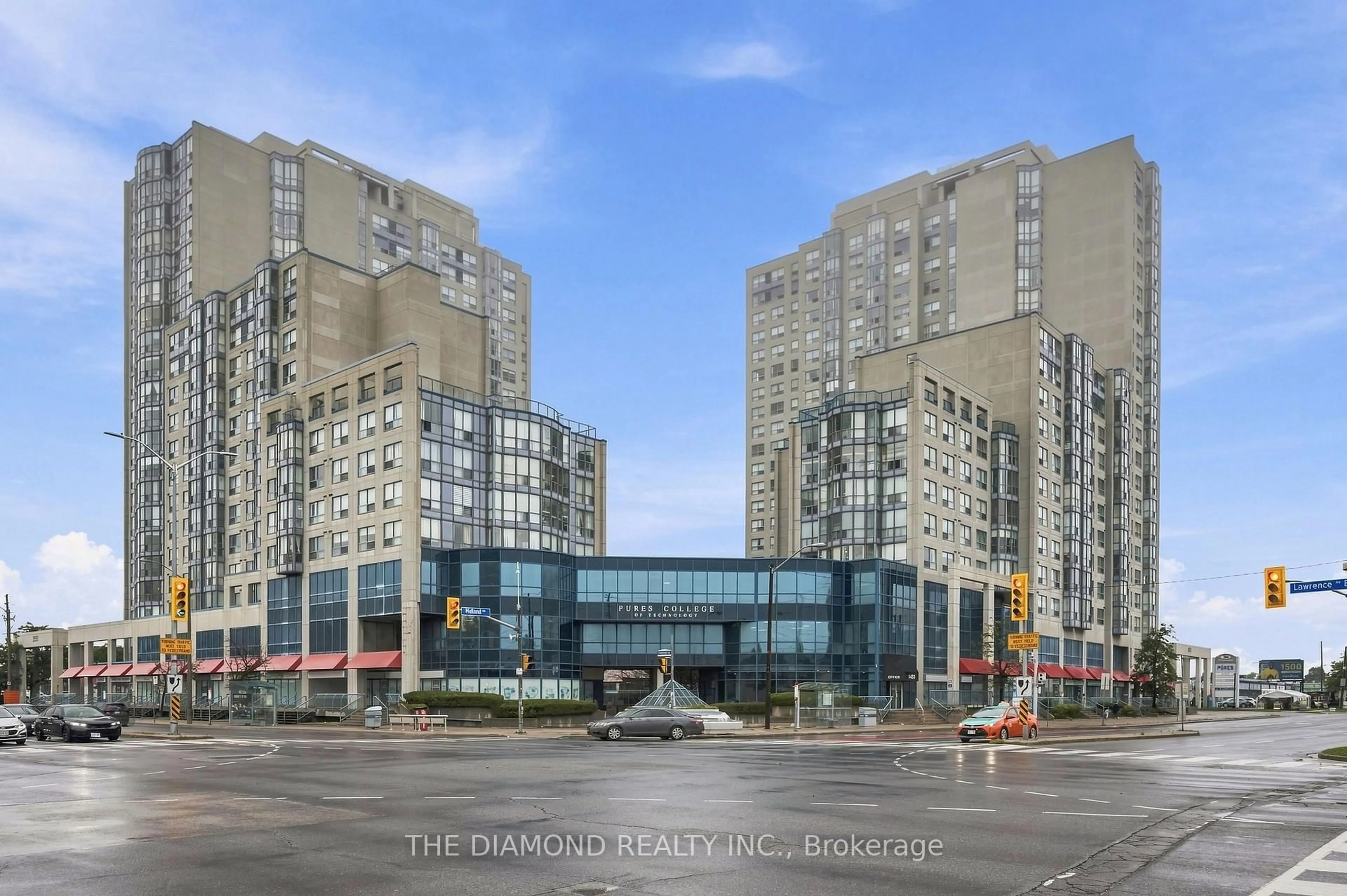 Unknown for 2550 Lawrence Ave #816, Toronto Ontario M1P 4Z3