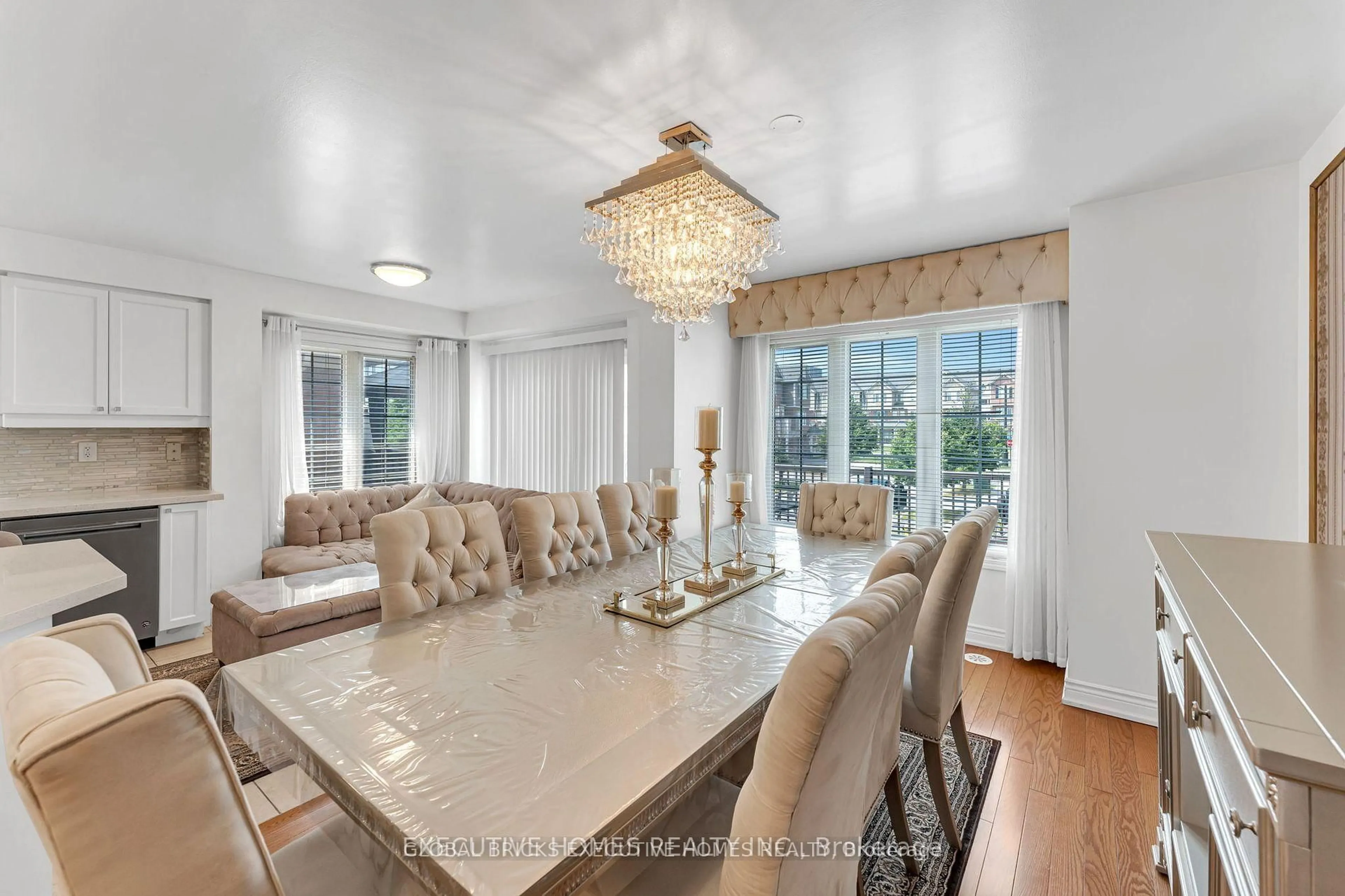 Dining room, unknown for 2478 William Jackson Dr, Pickering Ontario L1X 0C3