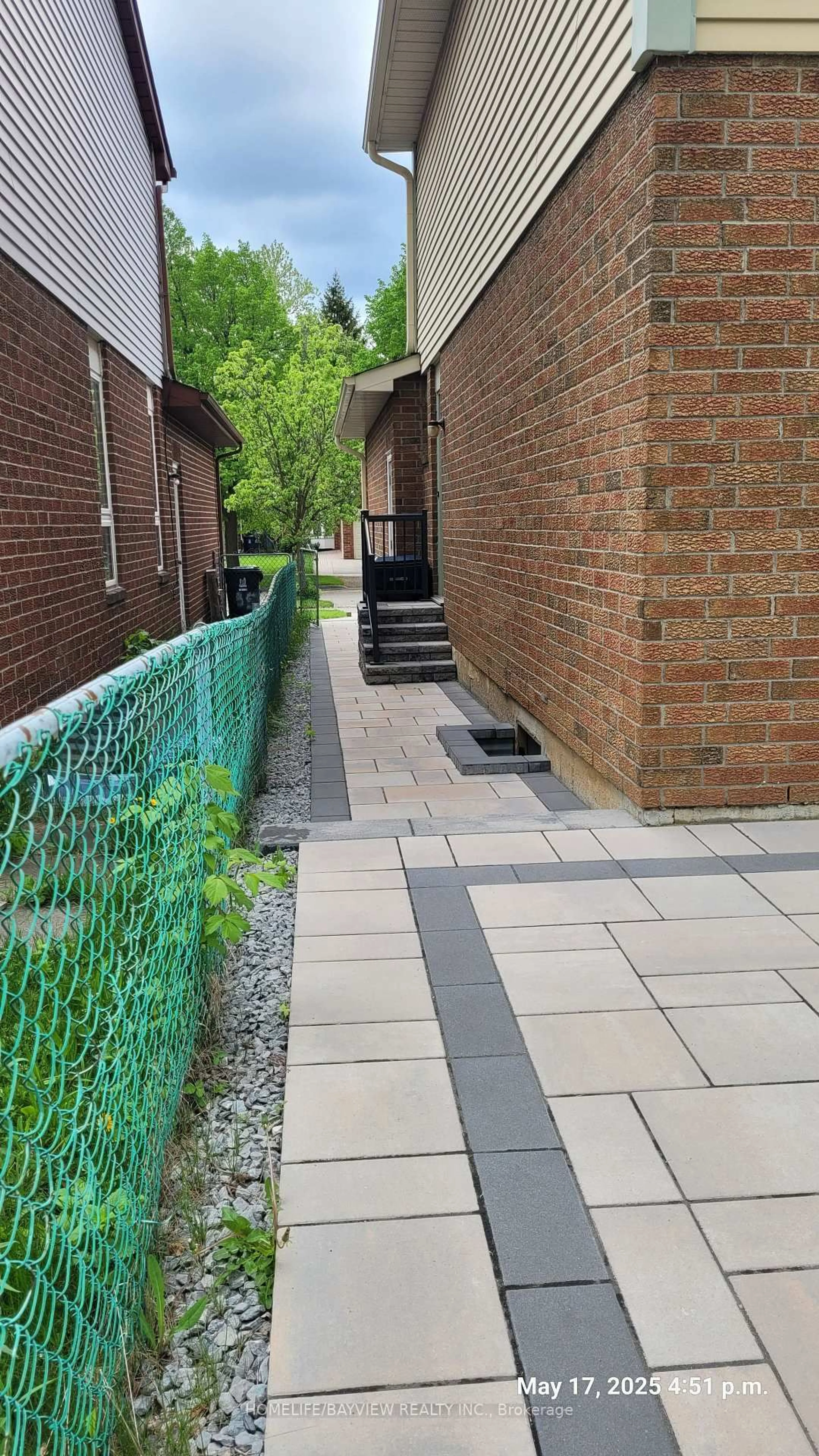 Patio, street for 87 Moorehouse Dr, Toronto Ontario M1V 2E2