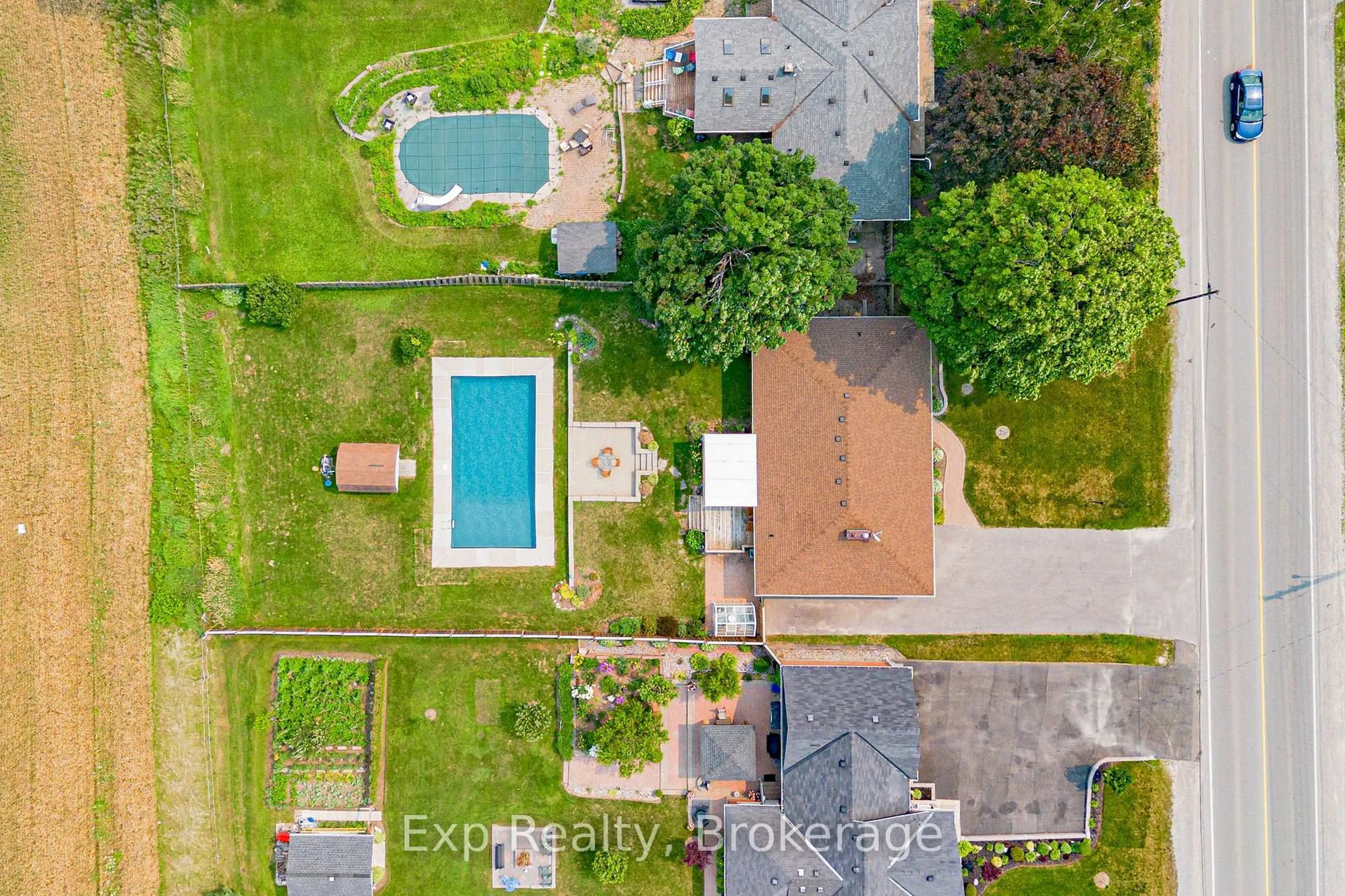 A pic from outside/outdoor area/front of a property/back of a property/a pic from drone, water/lake/river/ocean view for 1325 Townline Rd, Clarington Ontario L1H 8L7