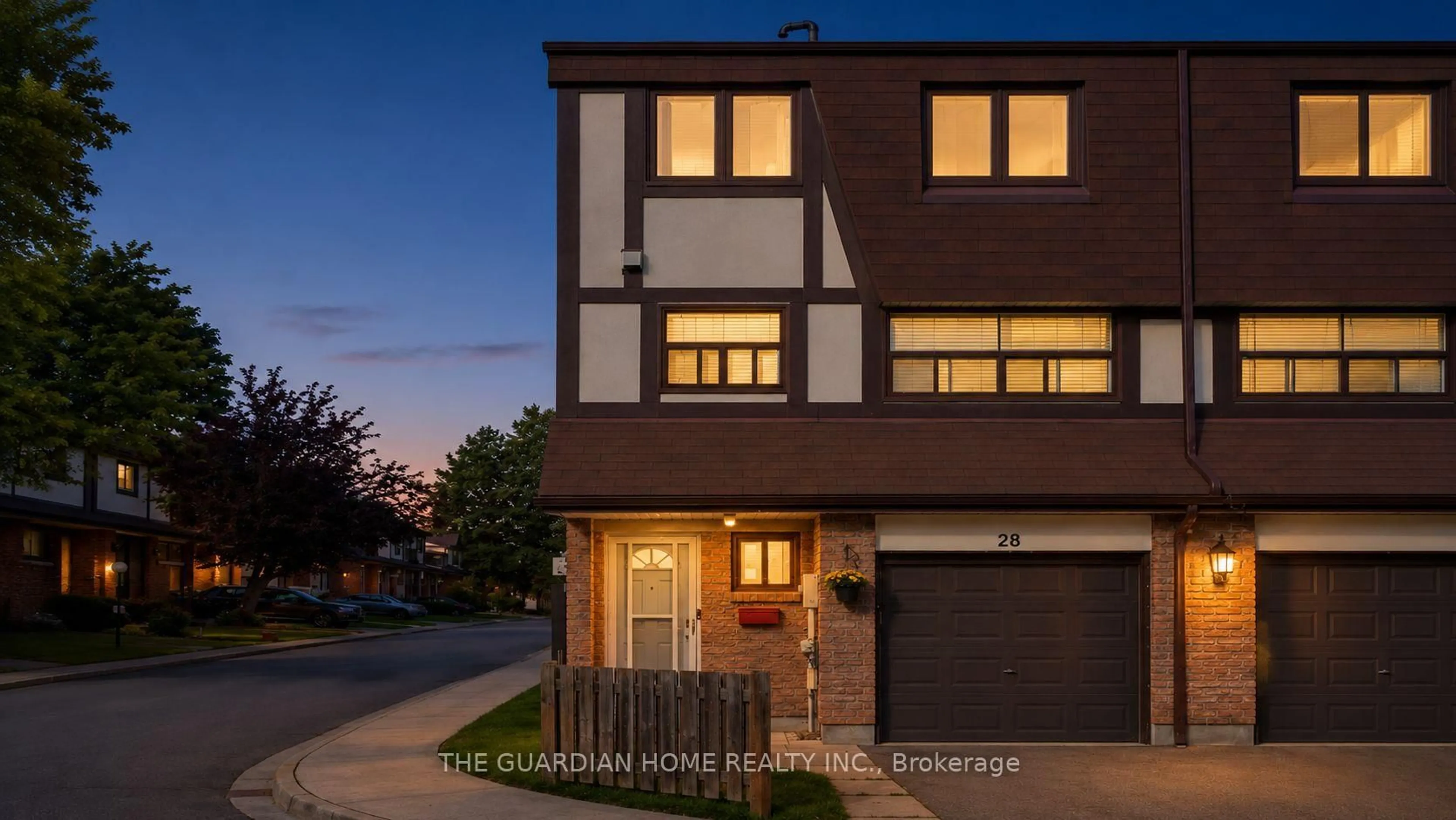 Home with brick exterior material, street for 1975 Memory Lane #28, Pickering Ontario L1V 3M3