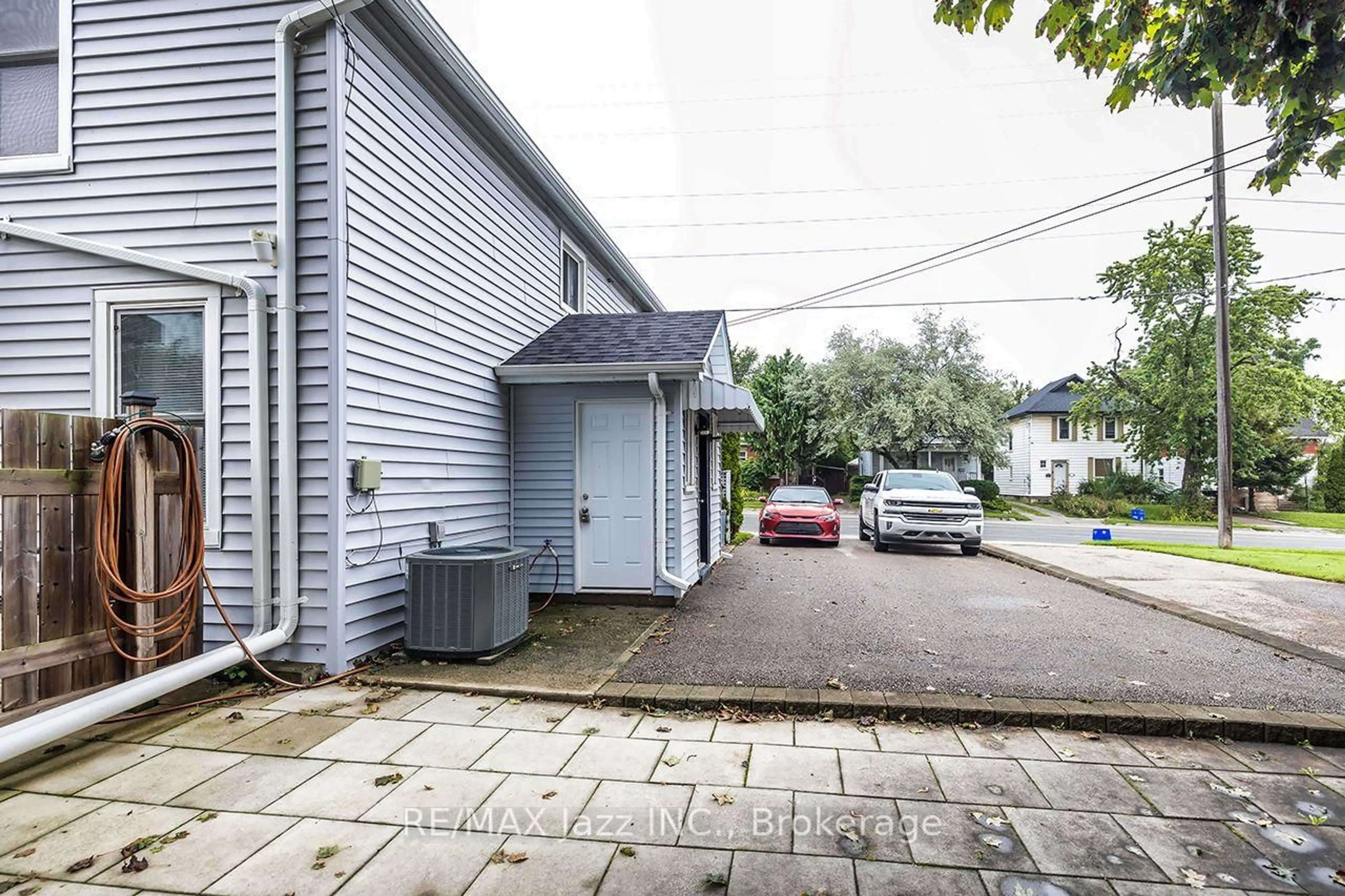Patio, street for 97 Adelaide Ave, Oshawa Ontario L1G 1Z2