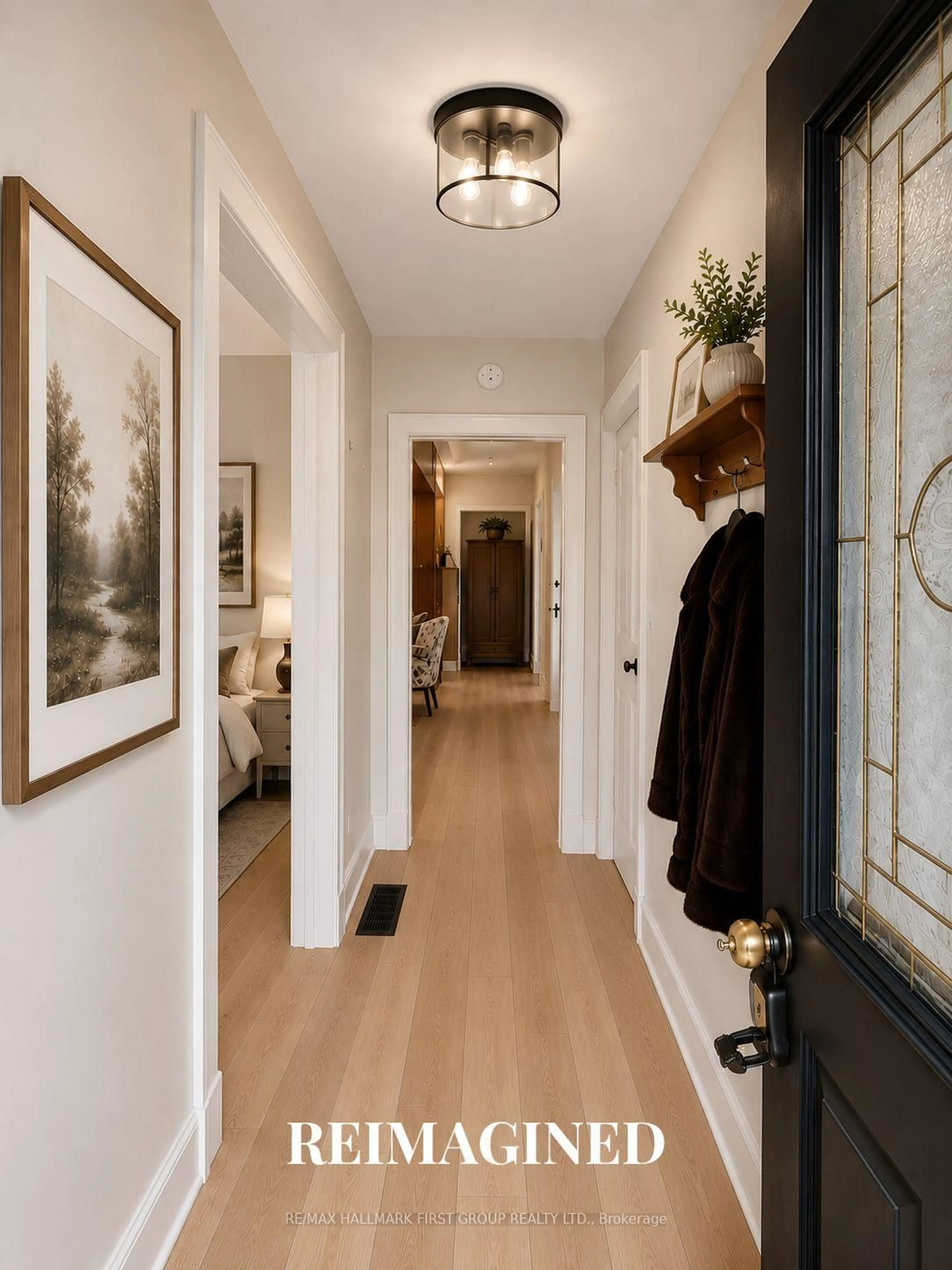 Indoor entryway for 917 Green St, Whitby Ontario L1N 4G4