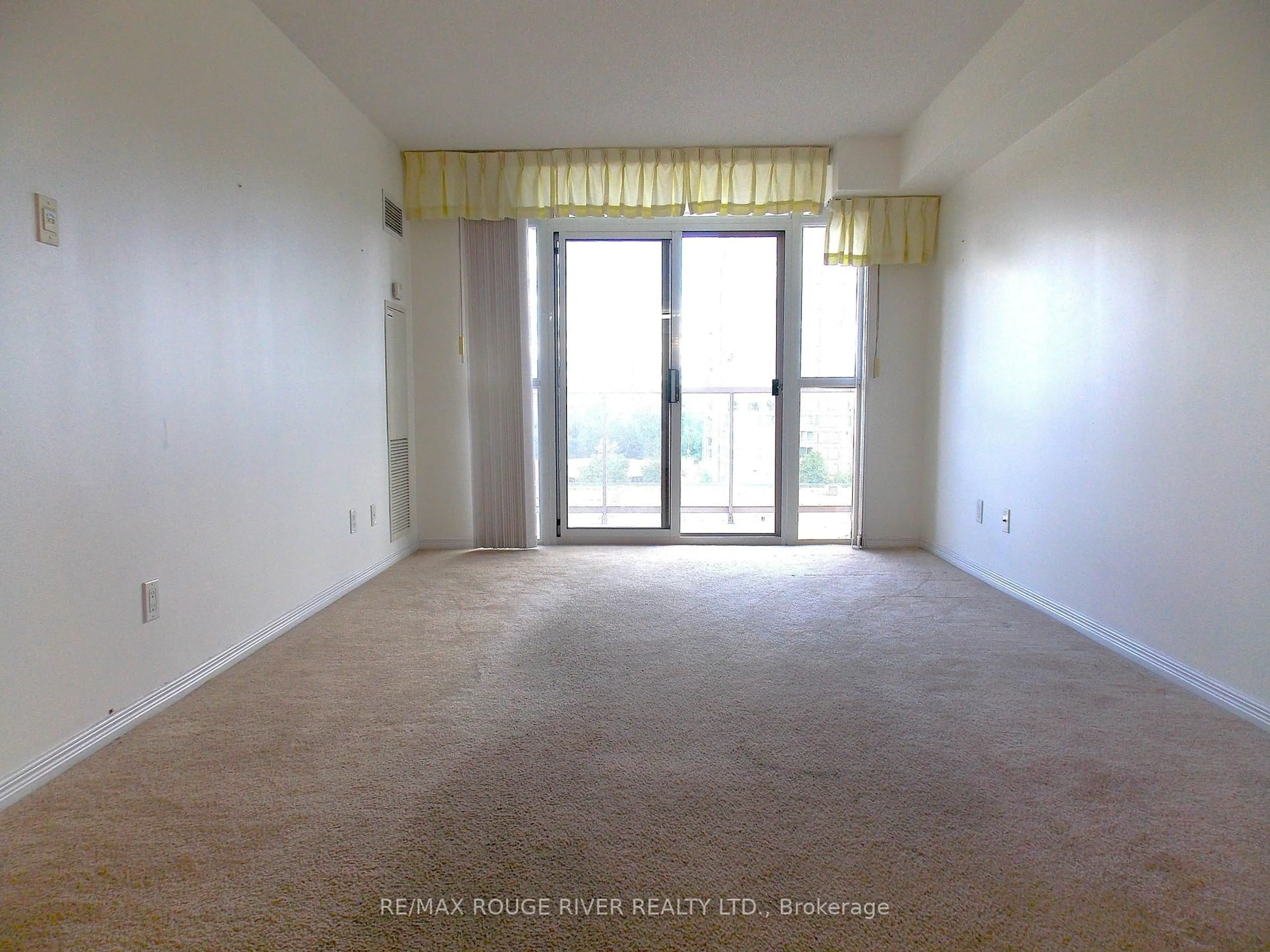 A pic of a room for 3650 Kingston Rd #726, Toronto Ontario M1M 3X9