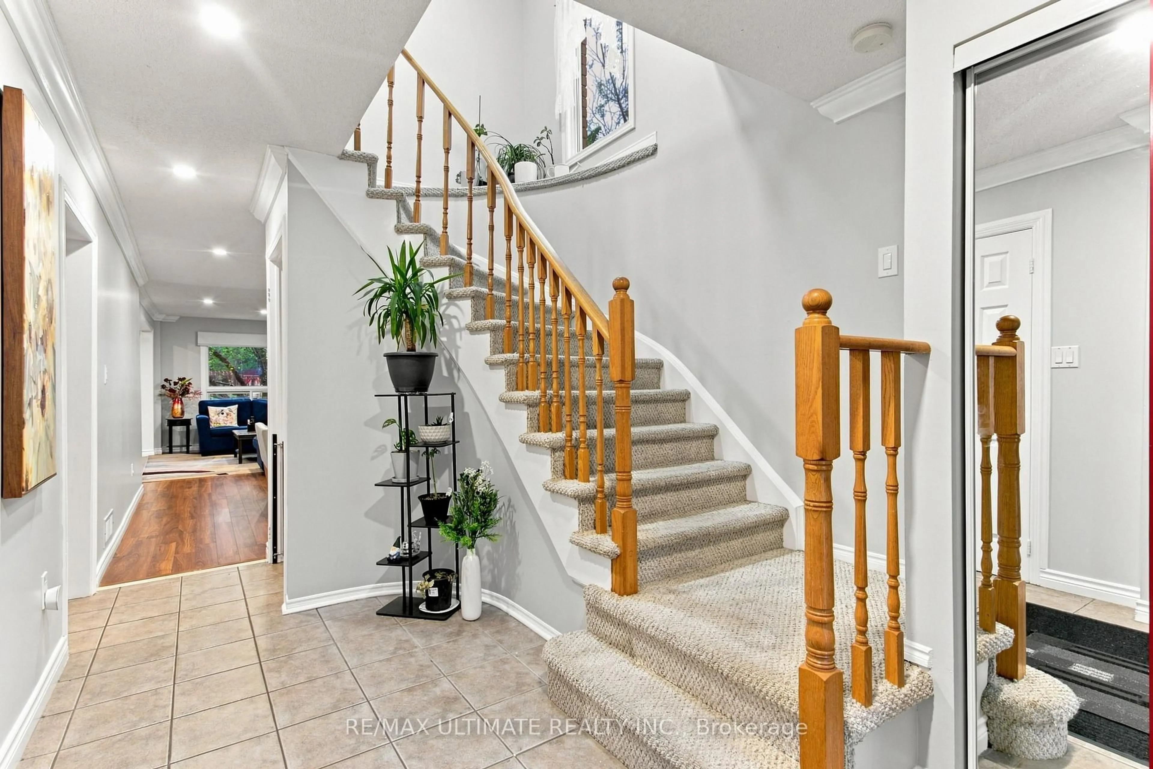 Unknown for 73 Cluett Dr, Ajax Ontario L1S 7G3