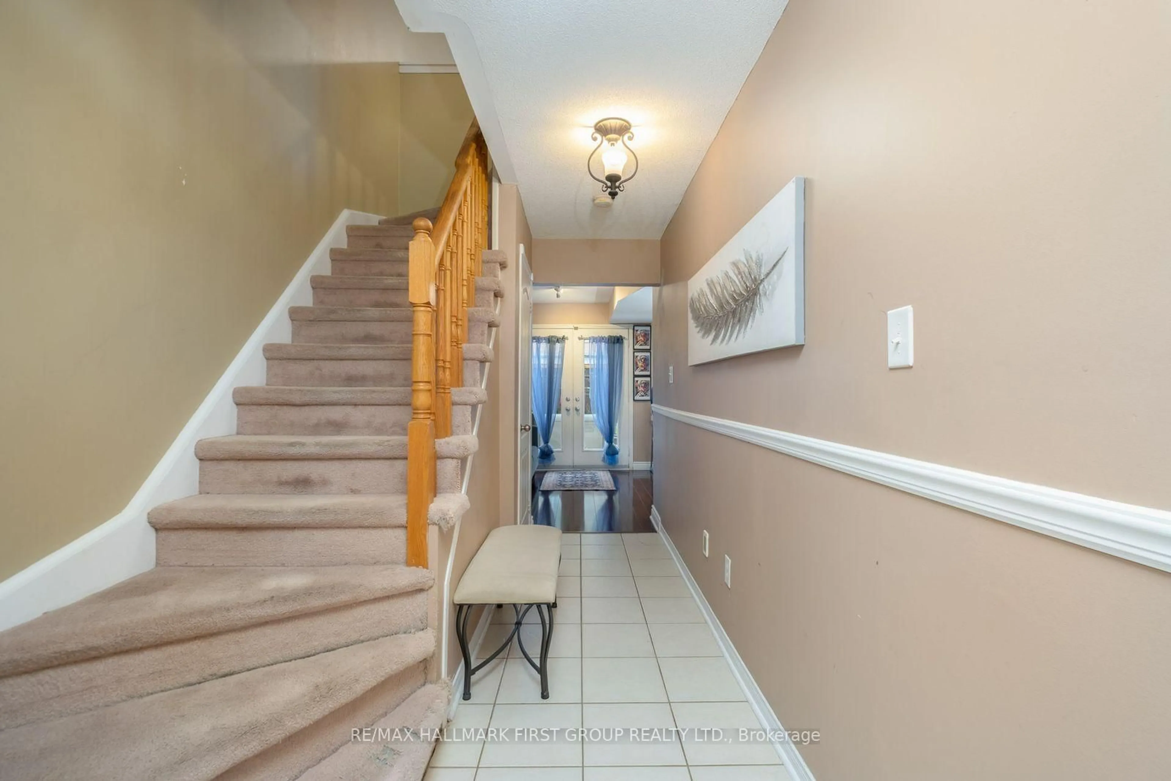 Indoor entryway for 1850 Kingston Rd #61, Pickering Ontario L1V 0A2