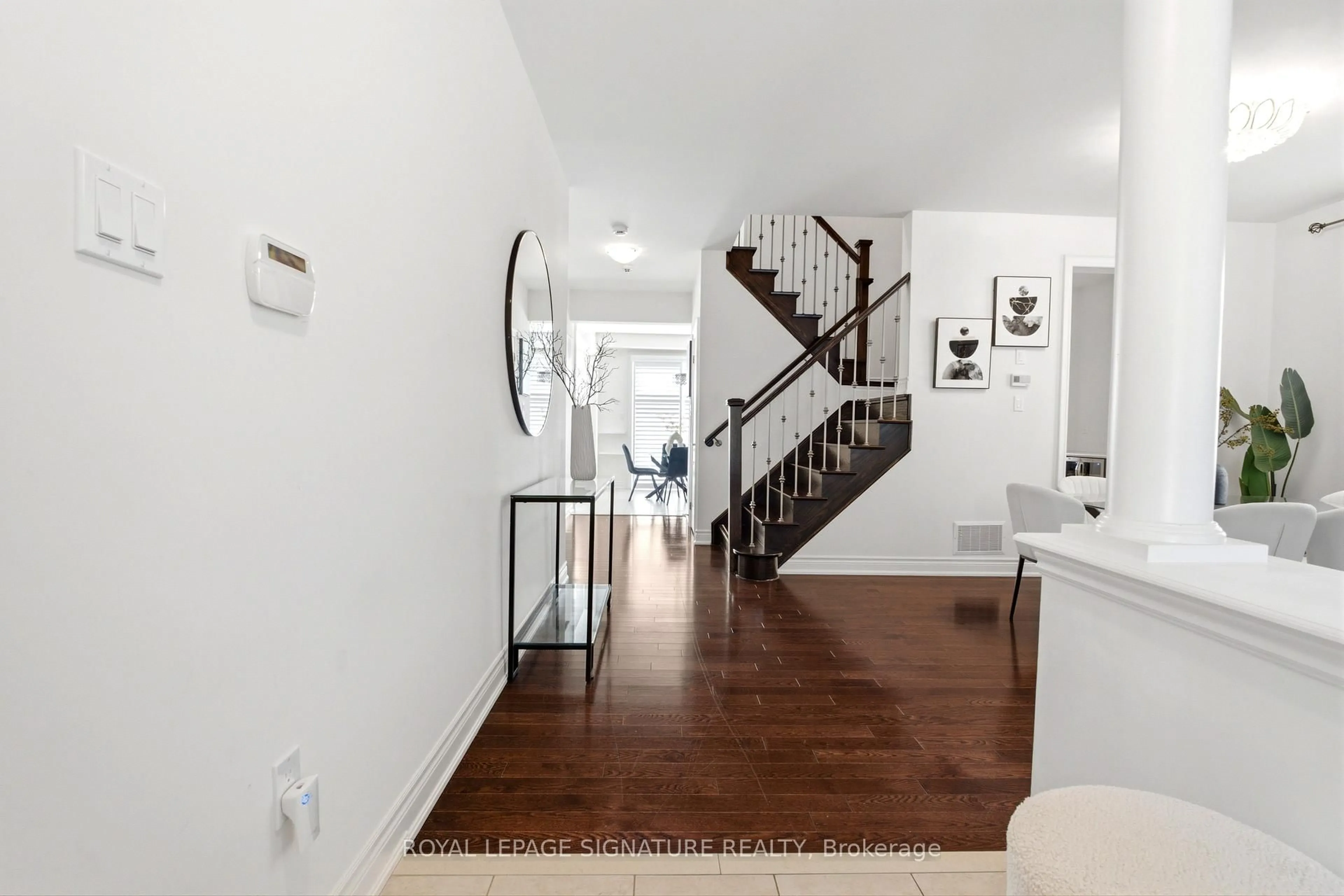 Unknown for 22 Northcastle Cres, Whitby Ontario L1M 0H8