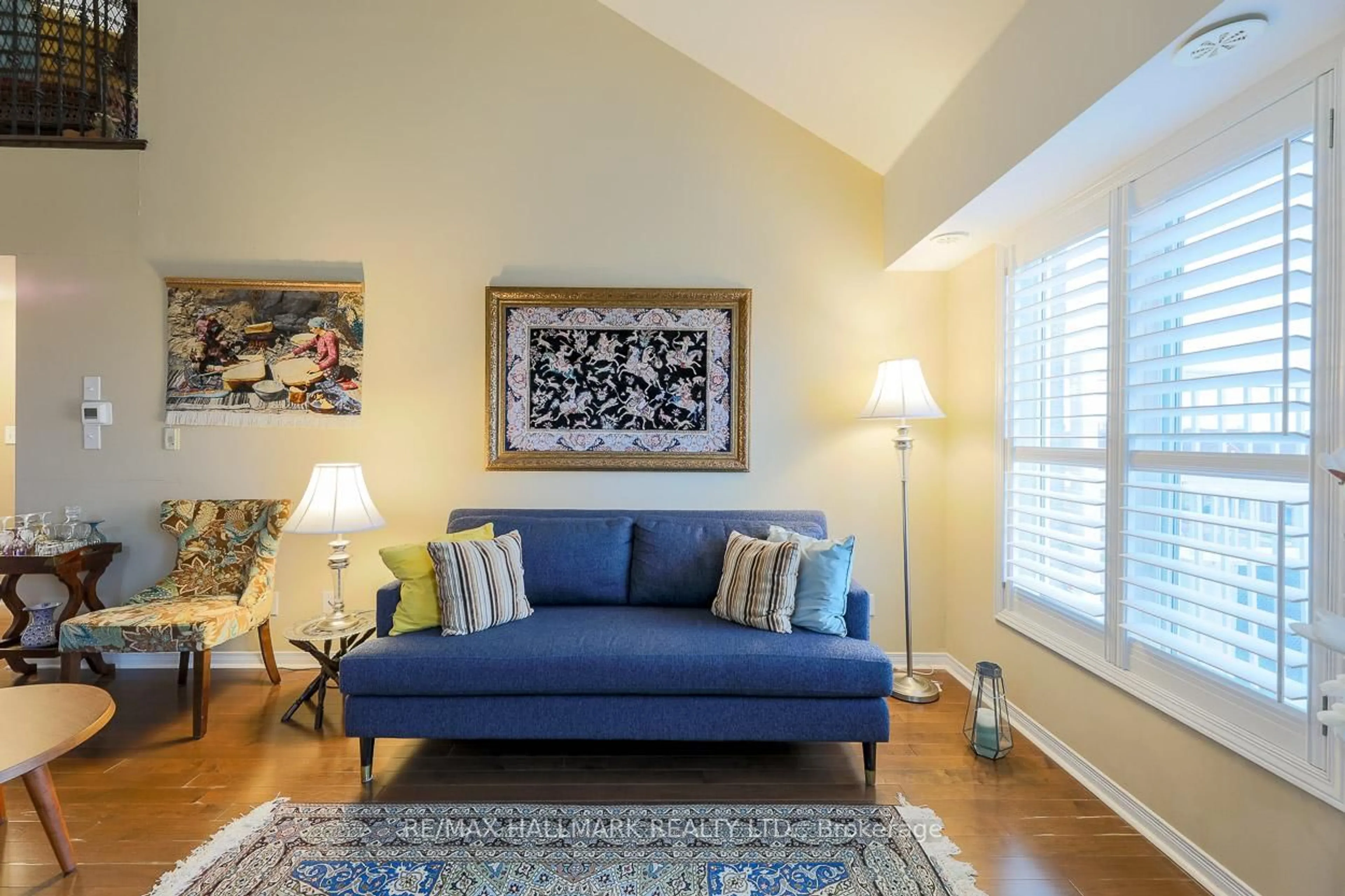 Living room with furniture, unknown for 649D Warden Ave #24, Toronto Ontario M1L 0E7