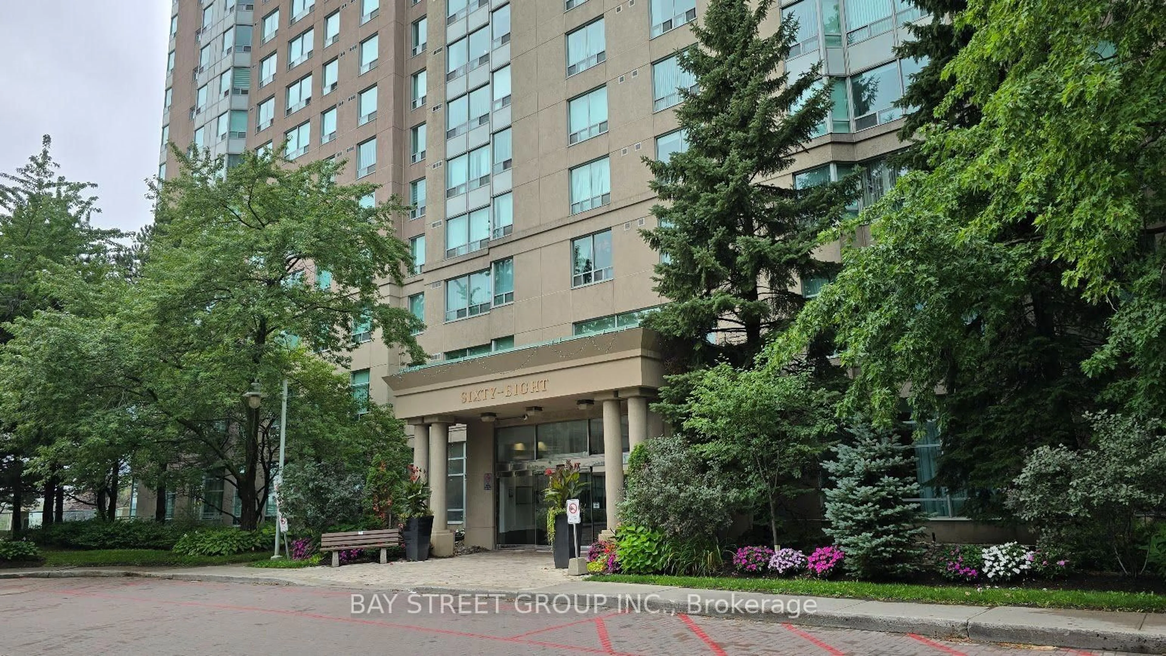 Indoor foyer for 68 Corporate Dr #3131, Toronto Ontario M1H 3H3