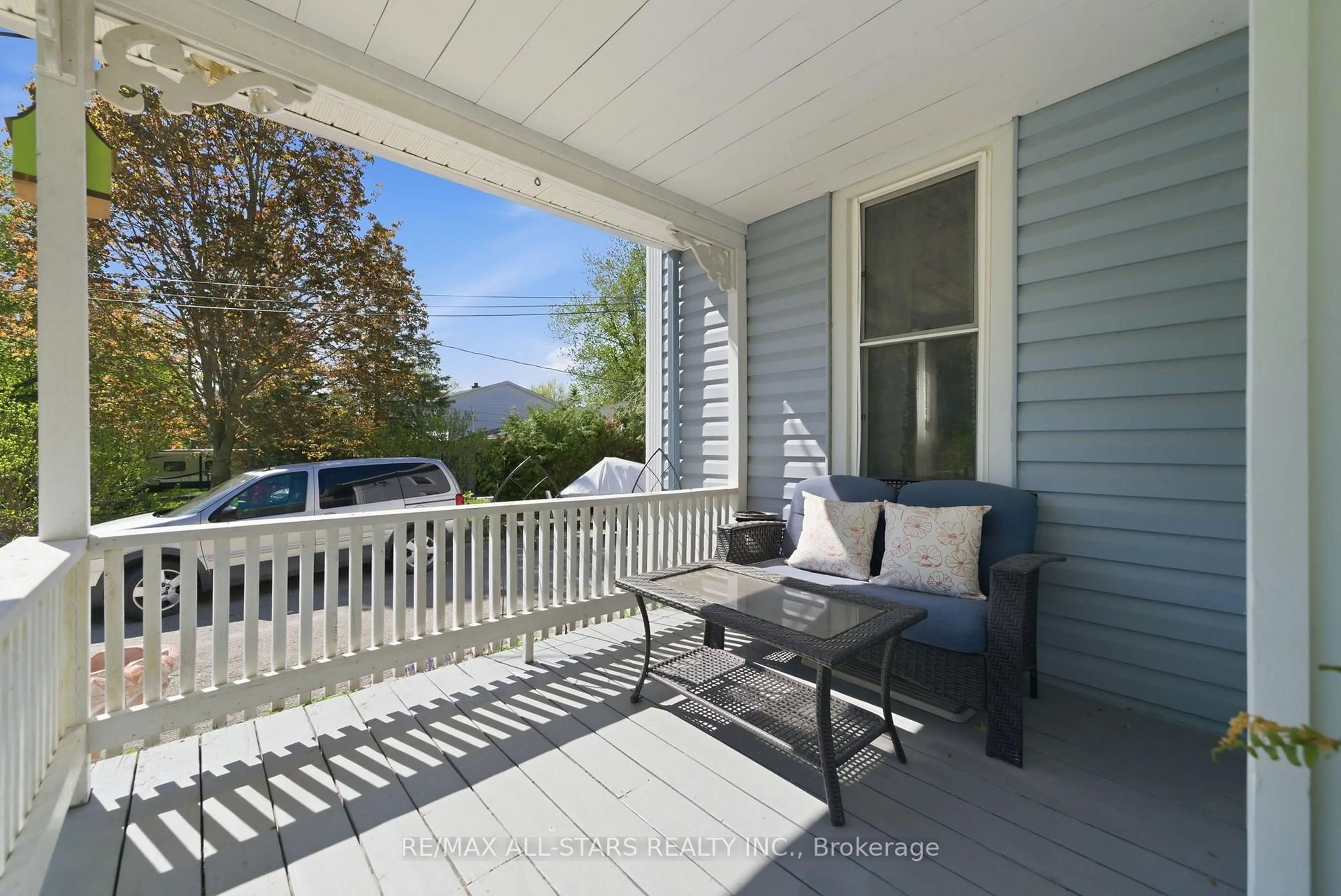 Patio, street for 20 Keene St, Scugog Ontario L0C 1G0
